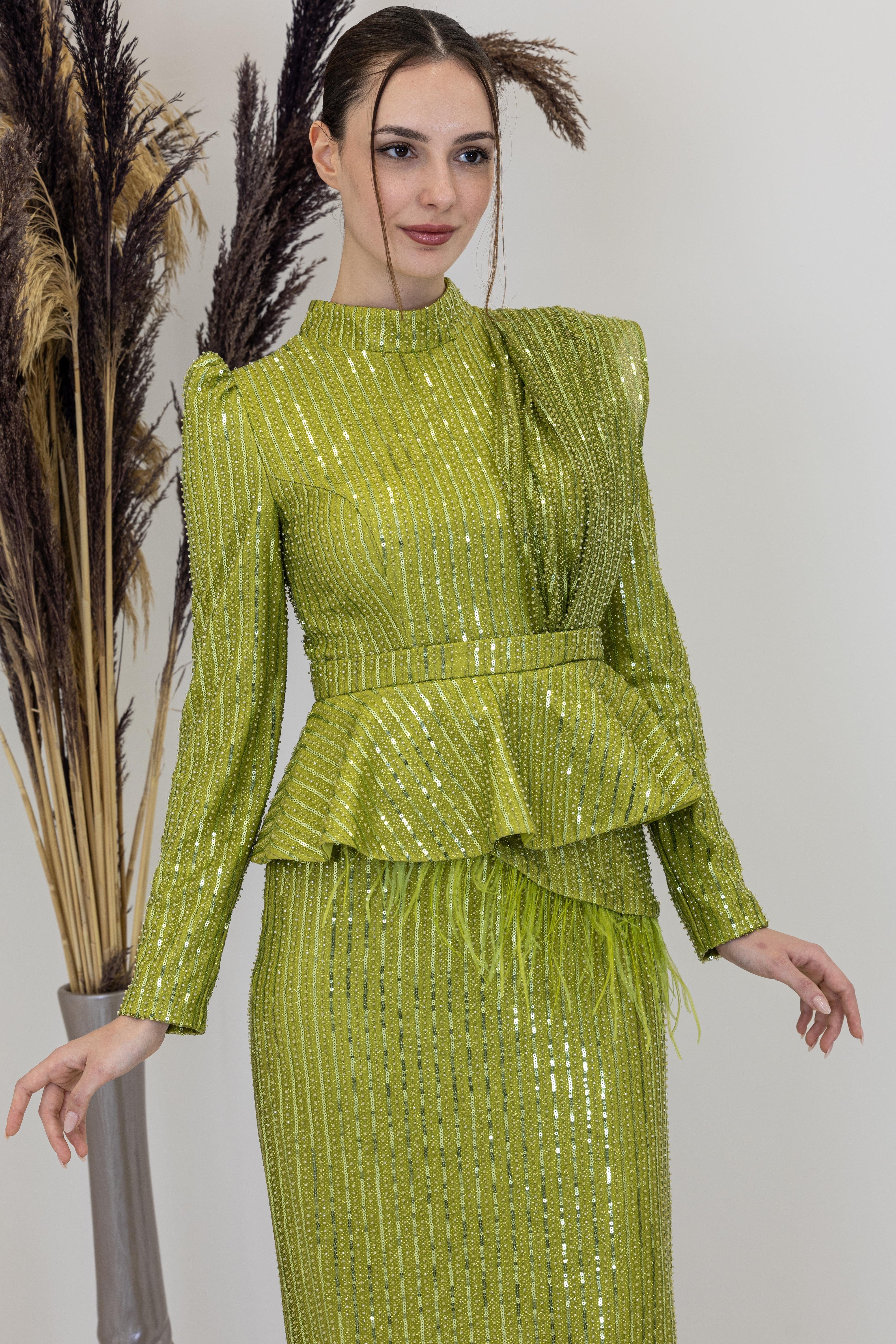 Peplum Detaylı Otriş Tüylü Pamira Abiye - Fıstık Yeşili