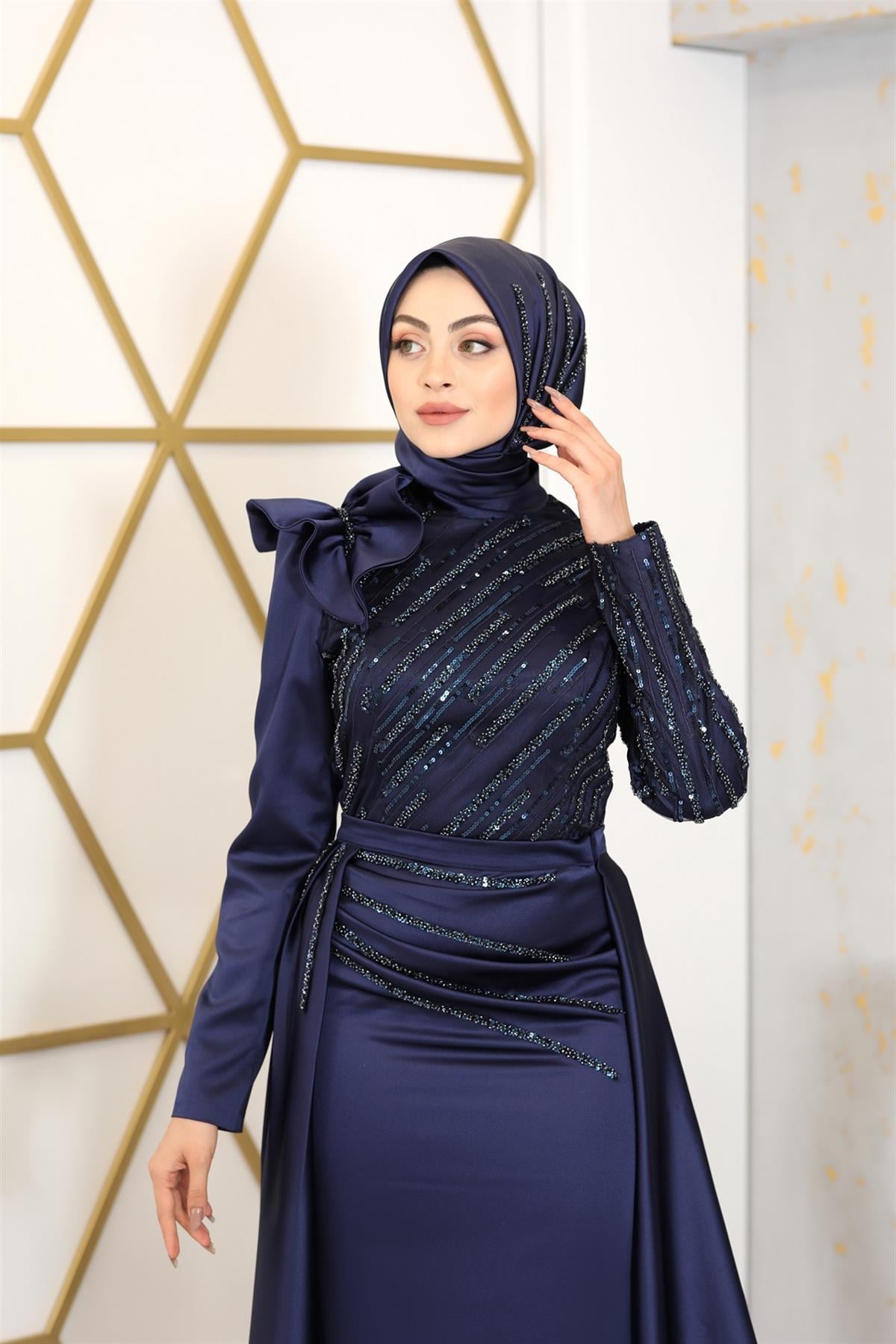 Portatif Kuyruklu Omuzu Fırfırlı Sueda Tesettür Abiye - Lacivert