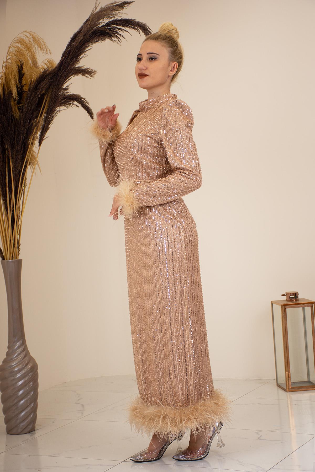 Tüylü Boncuk İşlemeli Bilek Boy Ecrin Abiye Gold