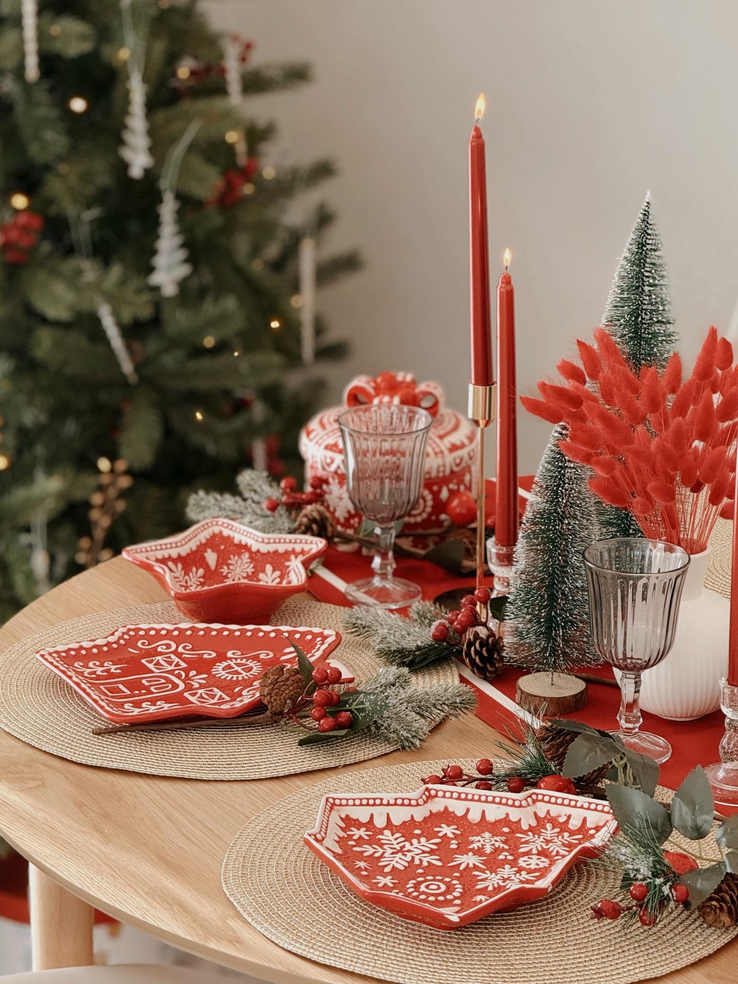 Yılbaşı Ev Formlu Seramik Tabak