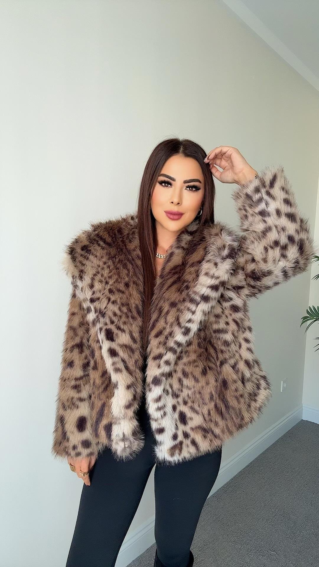 Ameda Kadın Leopar Desenli Premium Kürk