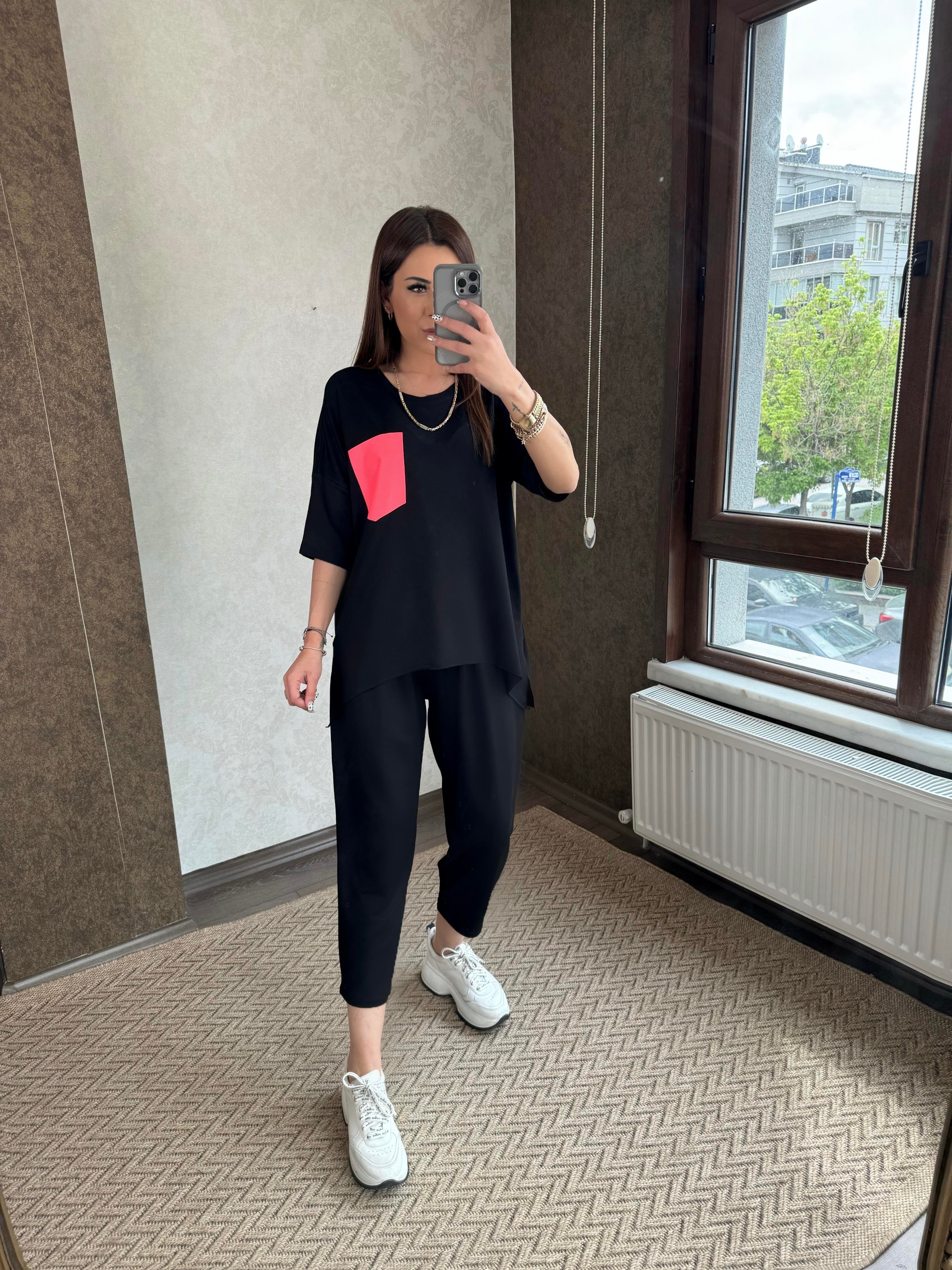 Cebra Kadın Neon Pembe Cep Detaylı Takım