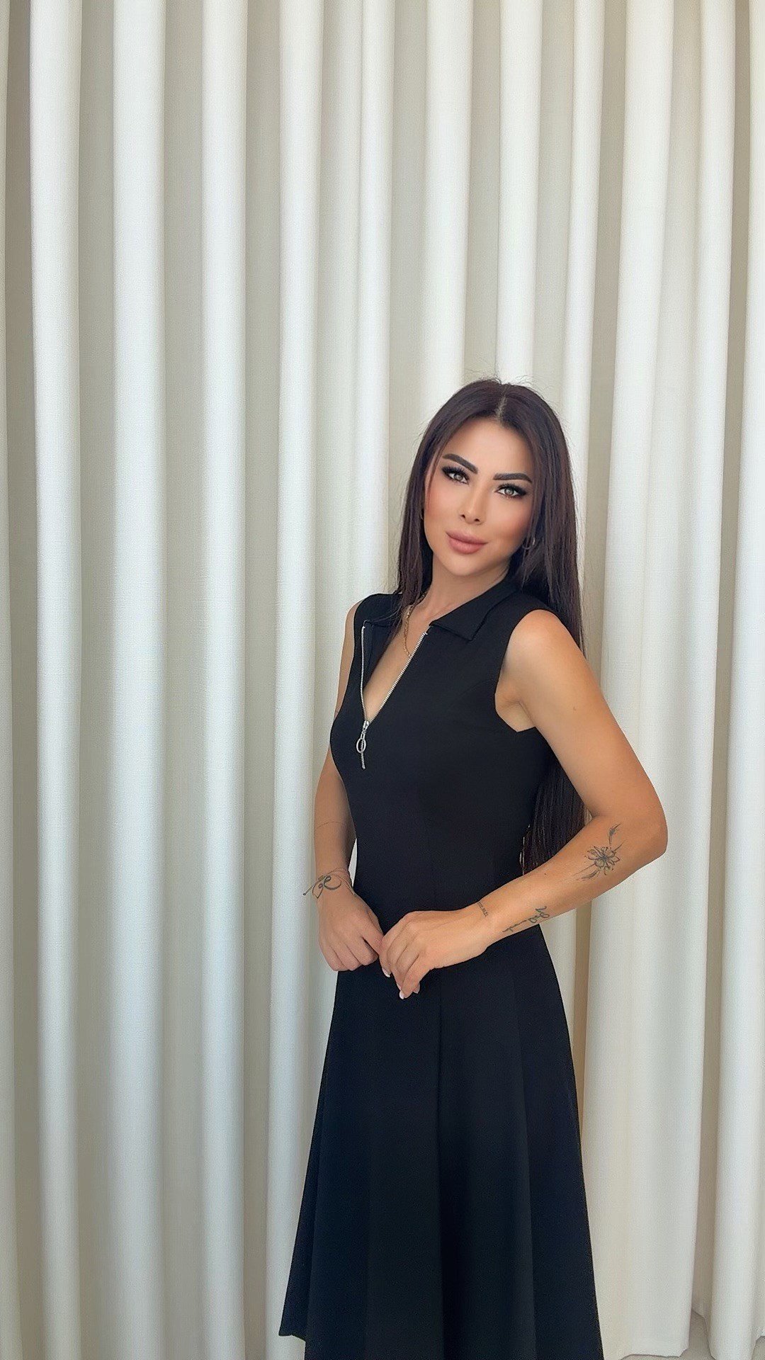 Cenie Kadın Yaka Fermuar Detaylı Asimetrik Siyah Elbise