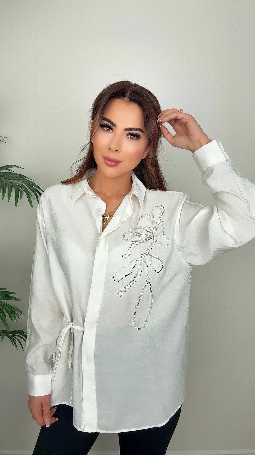 Flower Kadın İşlemeli Modal Beyaz Gömlek