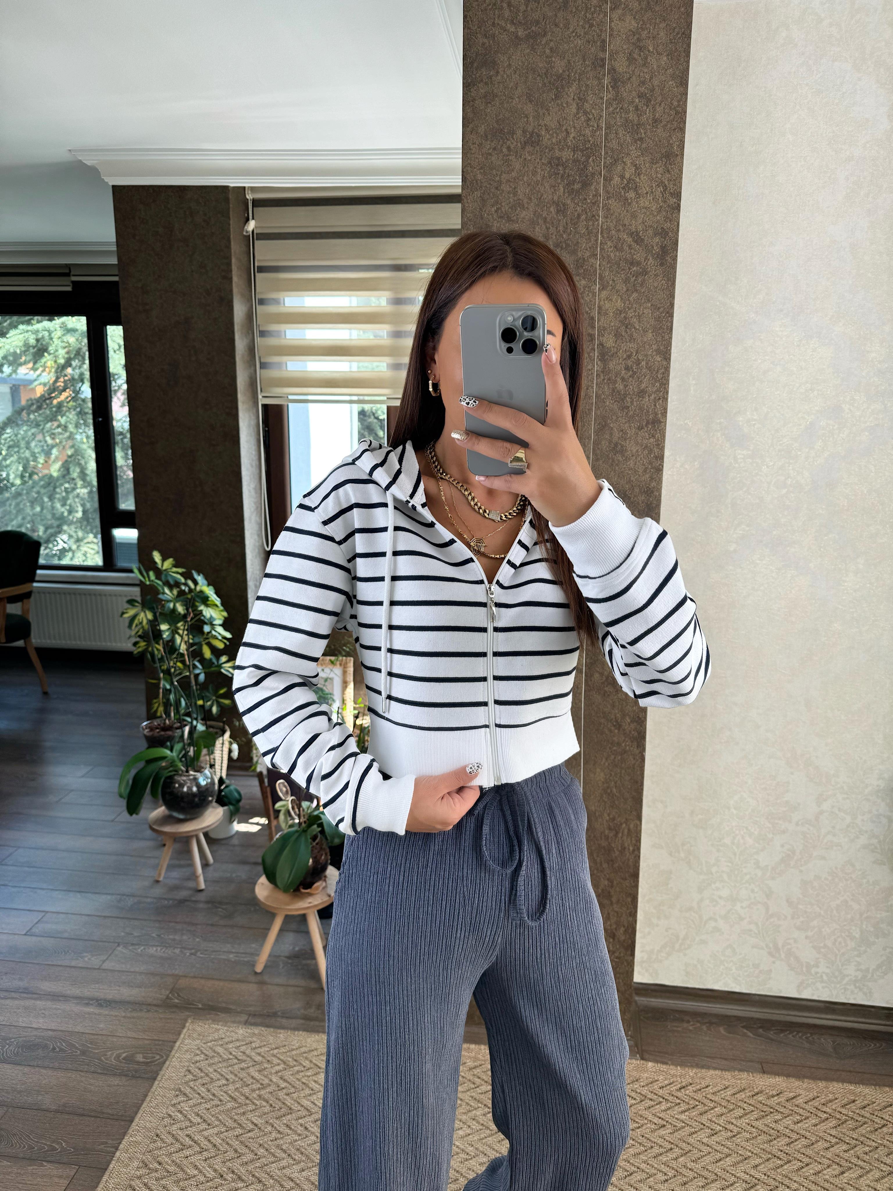 Kapüşonlu Fermuarlı Çizgili Sweat