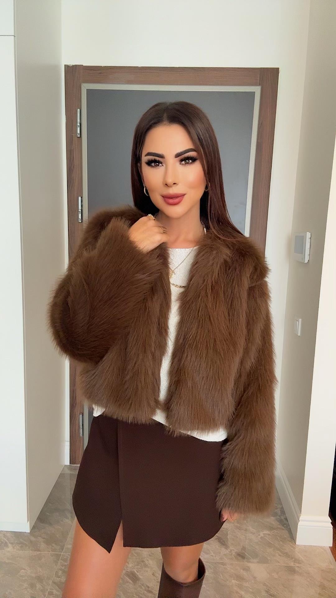 Mia Kadın Acı Kahve Suni Kısa Kürk