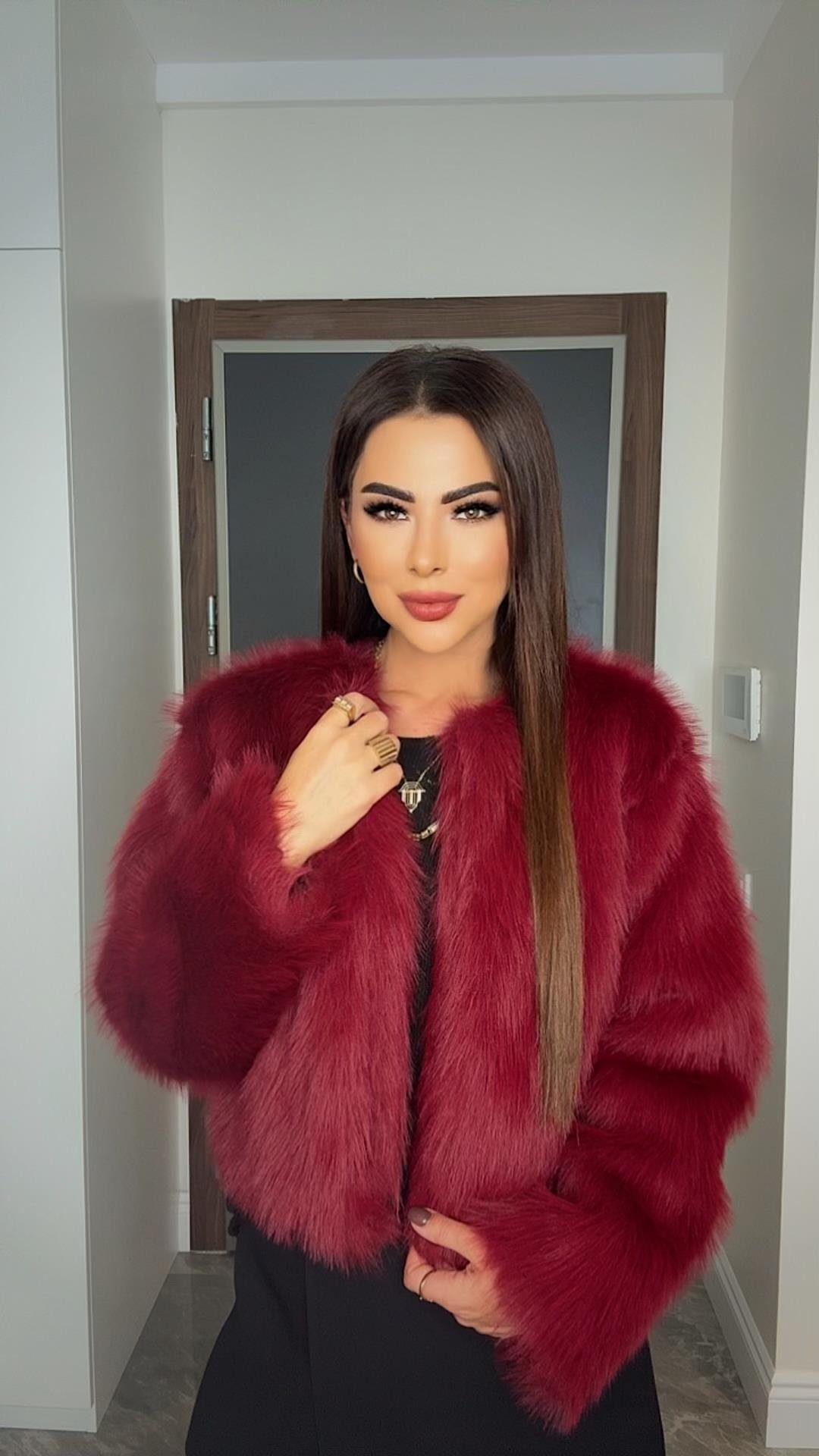 Mia Kadın Bordo Suni Kısa Kürk