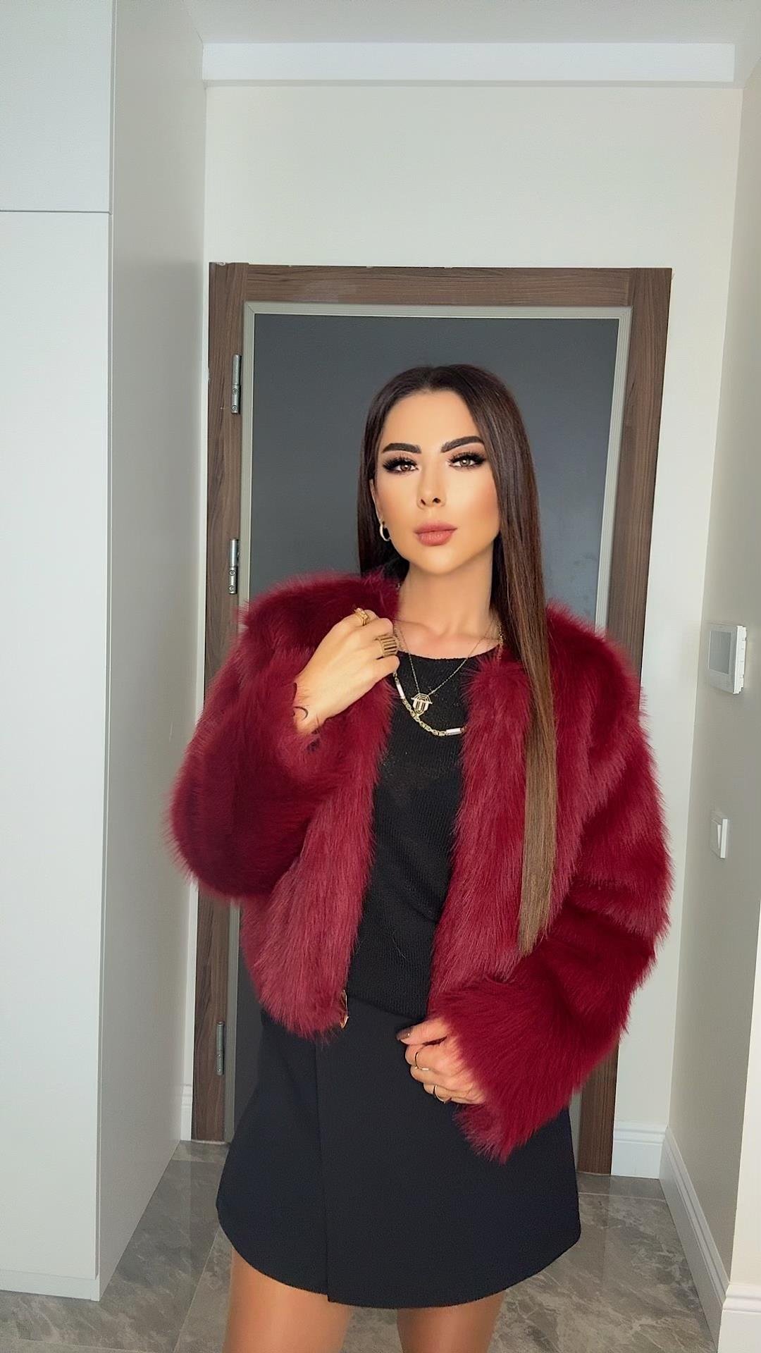 Mia Kadın Bordo Suni Kısa Kürk