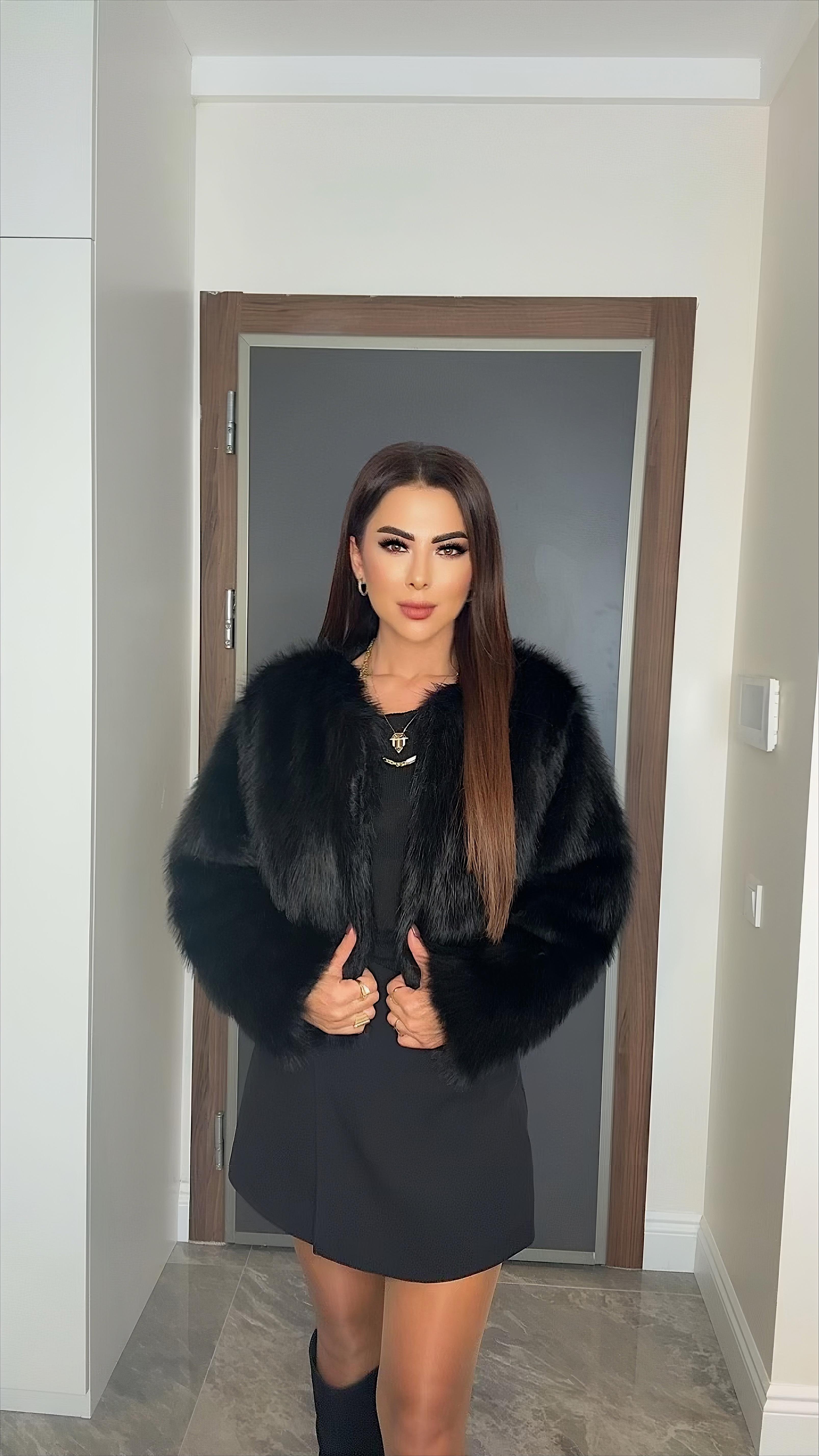 Mia Kadın Siyah Suni Kısa Kürk