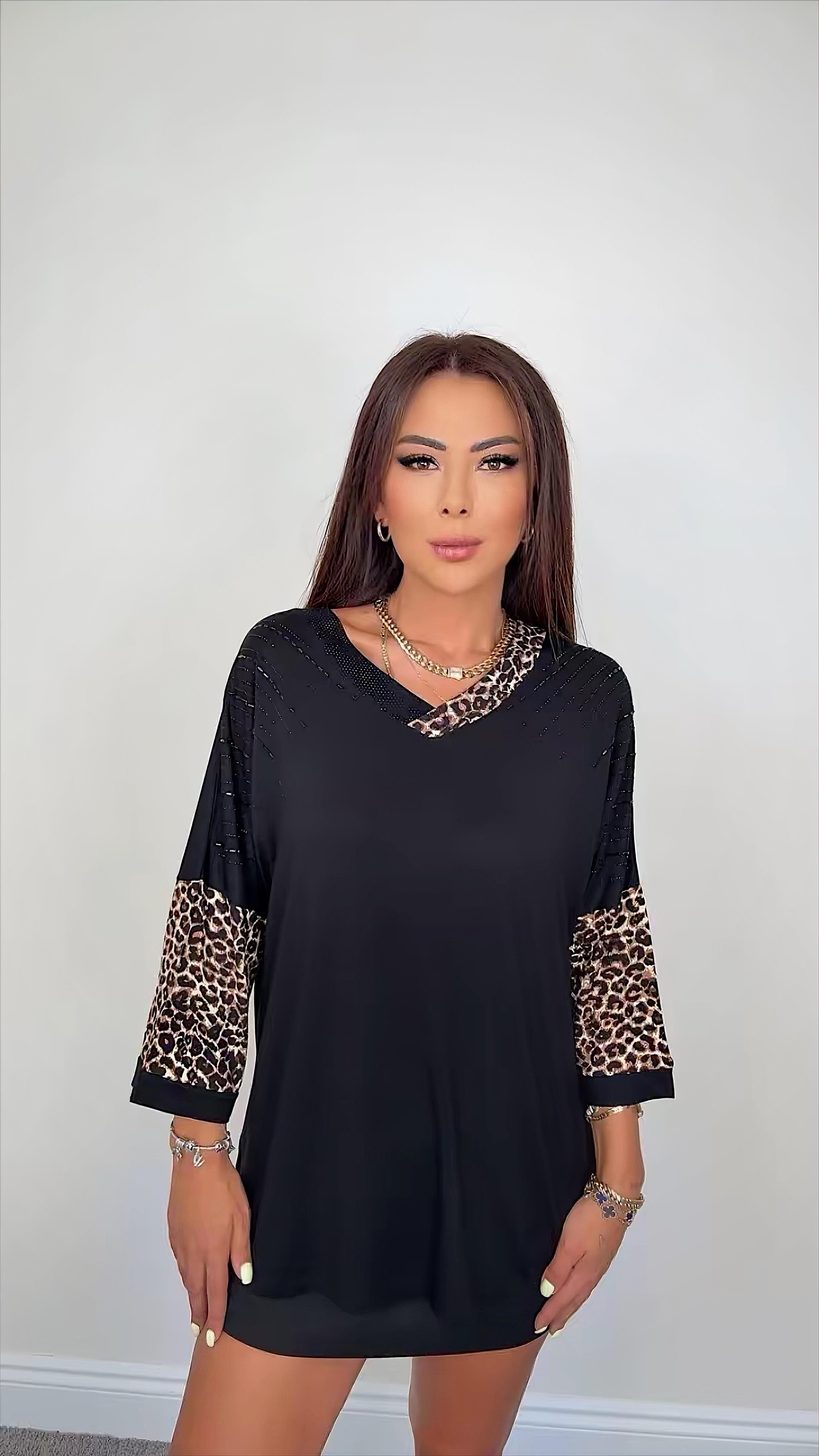 Myra Kadın Yaka ve Kol Leopar Detaylı Siyah Bluz