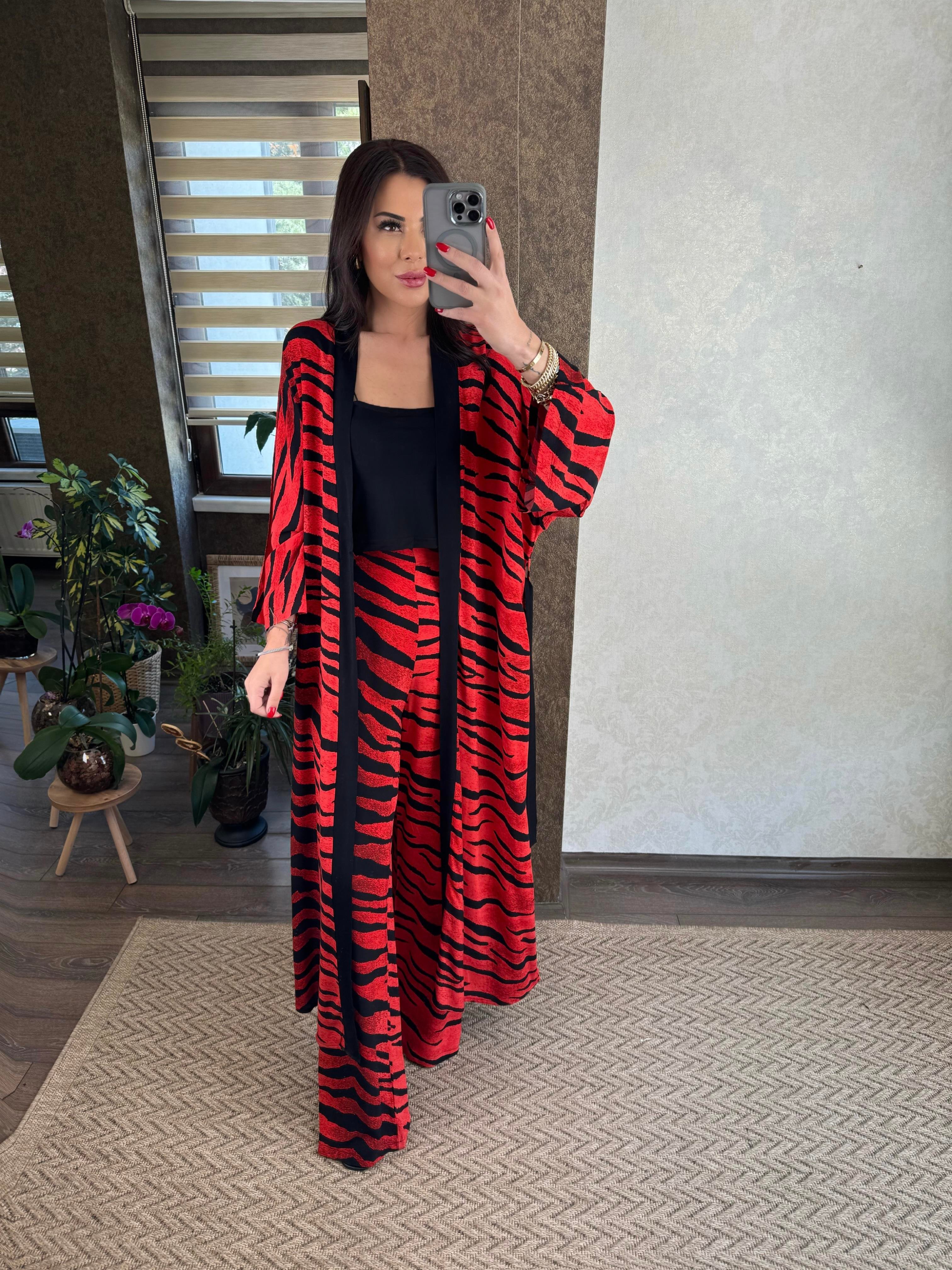 Naser Kadın Kırmızı Zebra Desenli Kimonolu Takım
