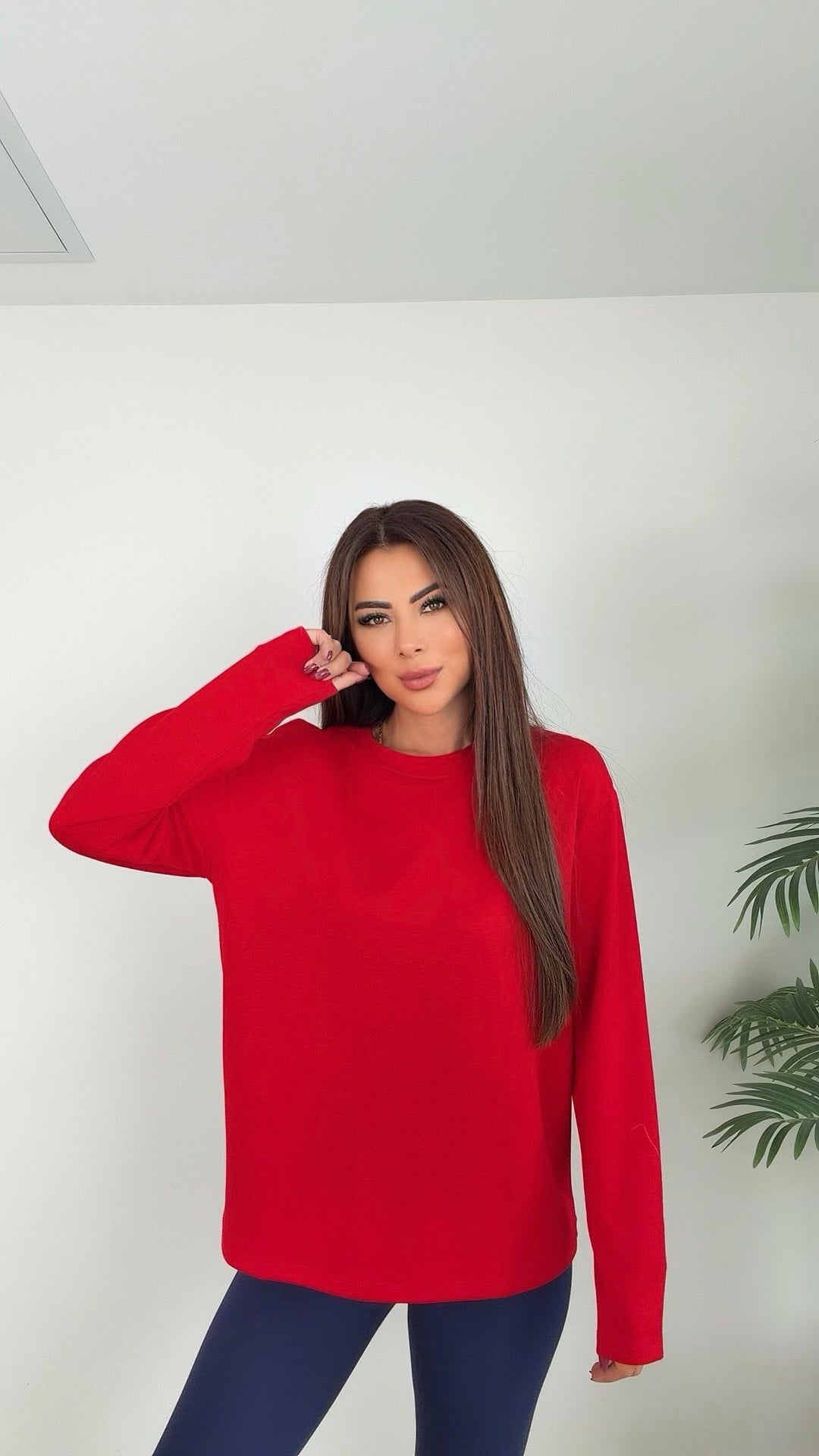 Neylix Yuvarlak Yaka Uzun Kollu Kadın Kırmızı Basic Sweat