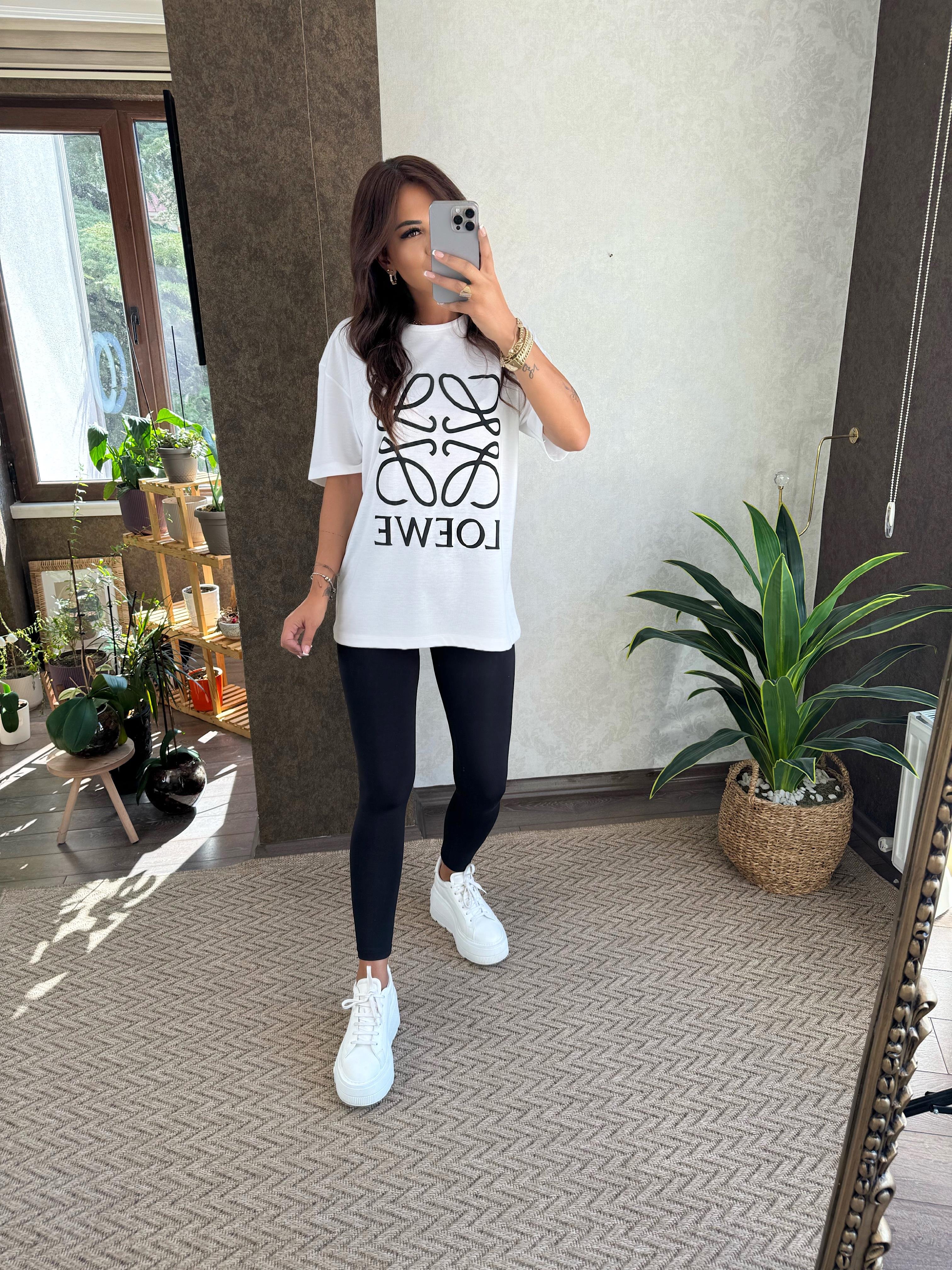 Oversize Siyah Baskı Detaylı Beyaz T-shirt