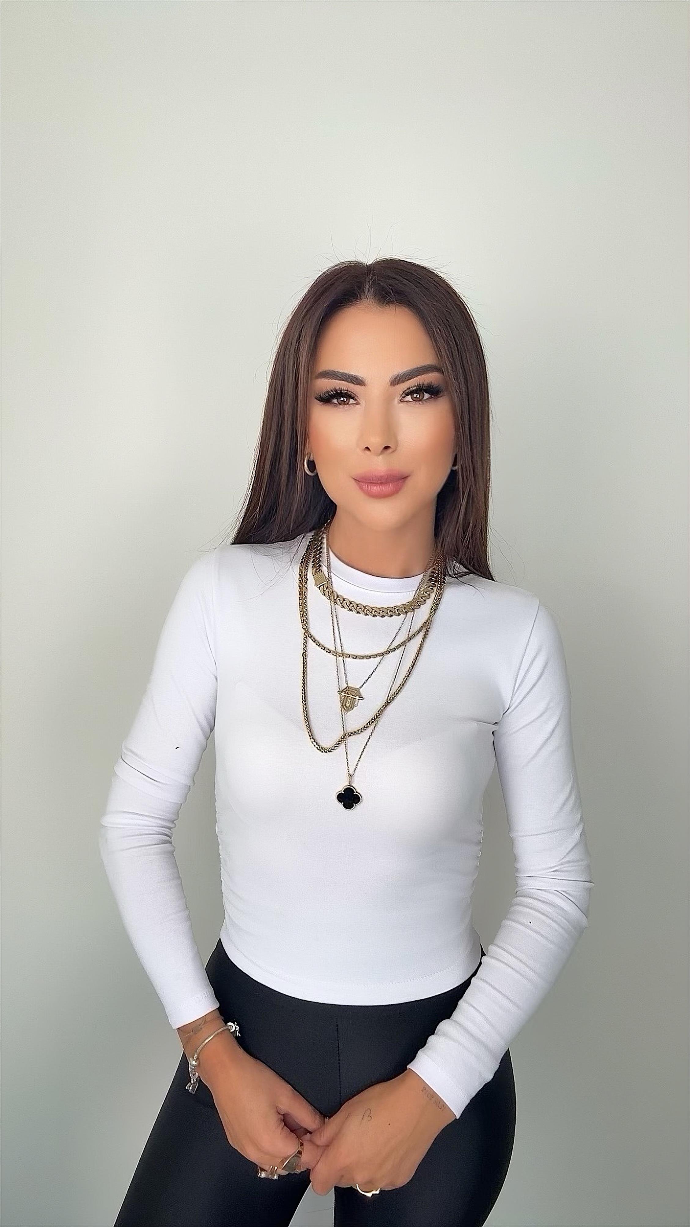 Pino Kadın Sıfır Yaka Yan Büzgü Detay Beyaz Bluz