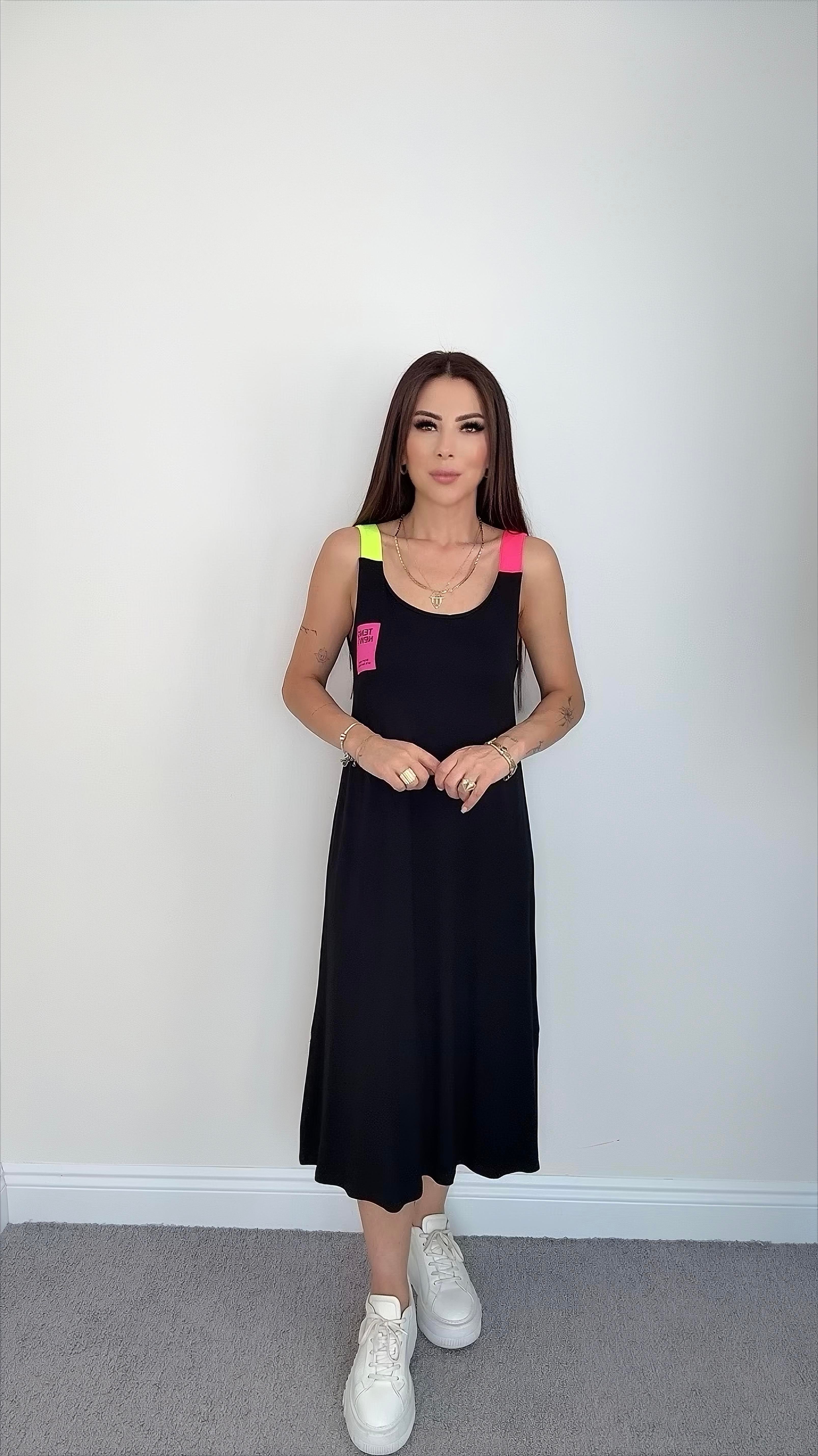 Reba Kadın Neon Askı Detaylı Siyah Midi Elbise