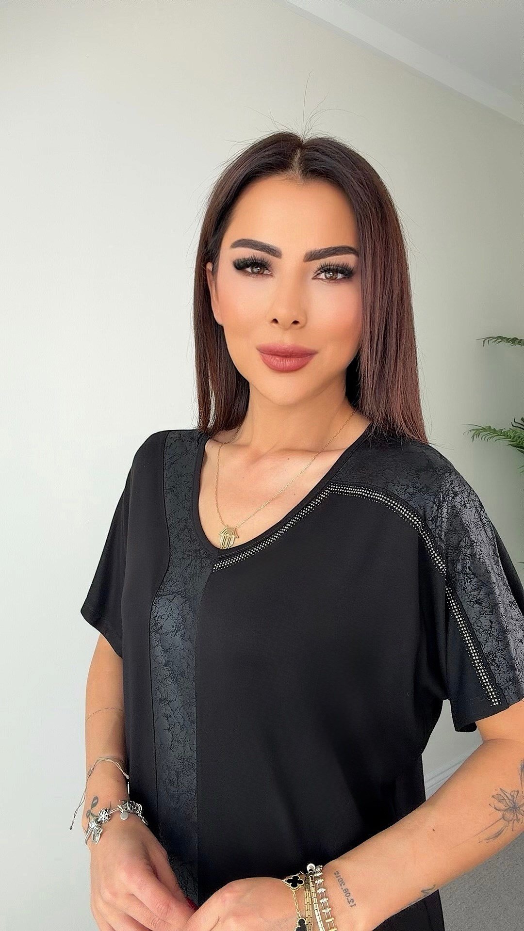 Render Kadın Deri Taş Detaylı Bluz