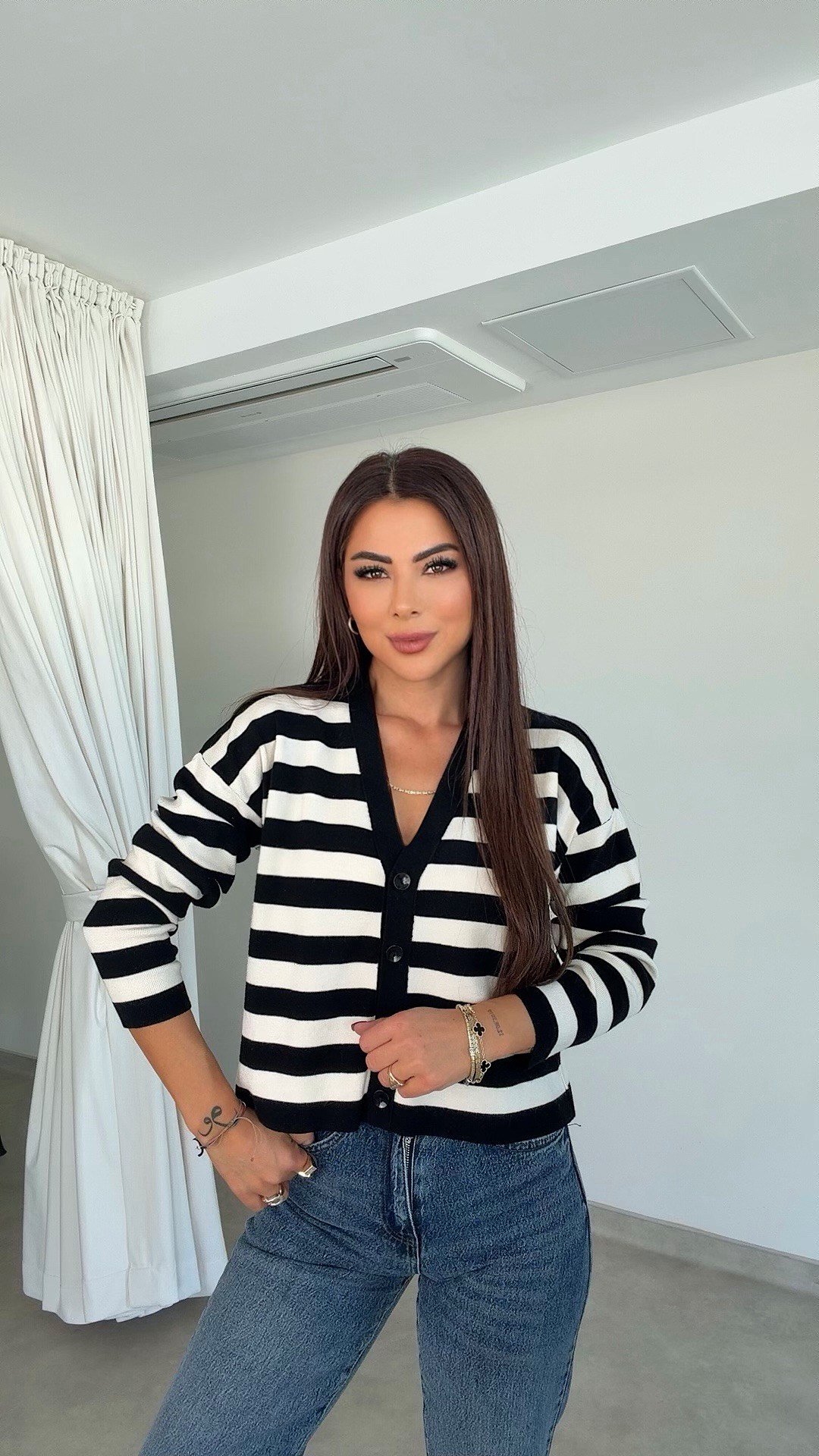 Rilvo Yatay Çizgili Kadın Siyah Bej  Hırka