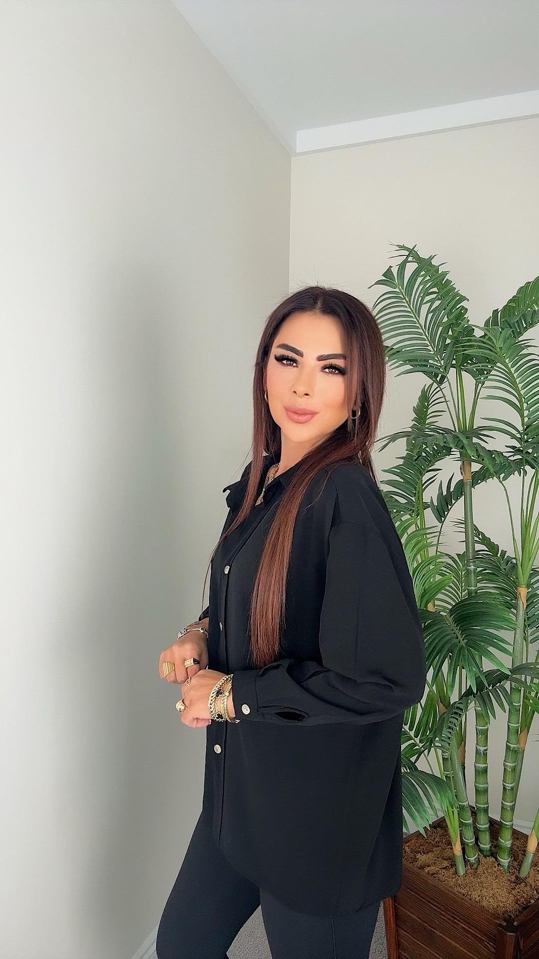 Robe Kadın Tek Cepli Oversize Siyah Gömlek
