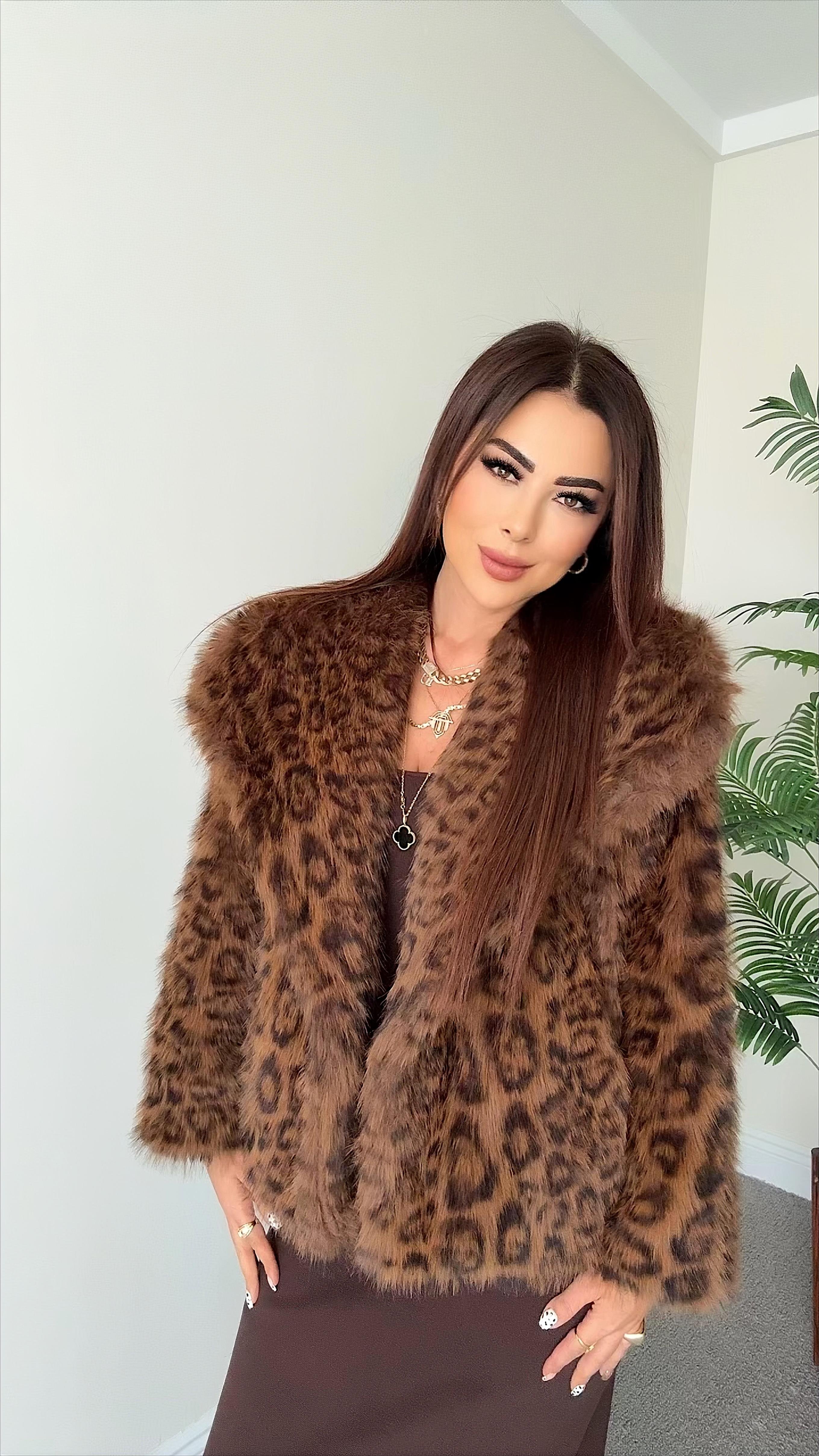 Sambu Kadın Leopar Desenli Kahverengi Kürk