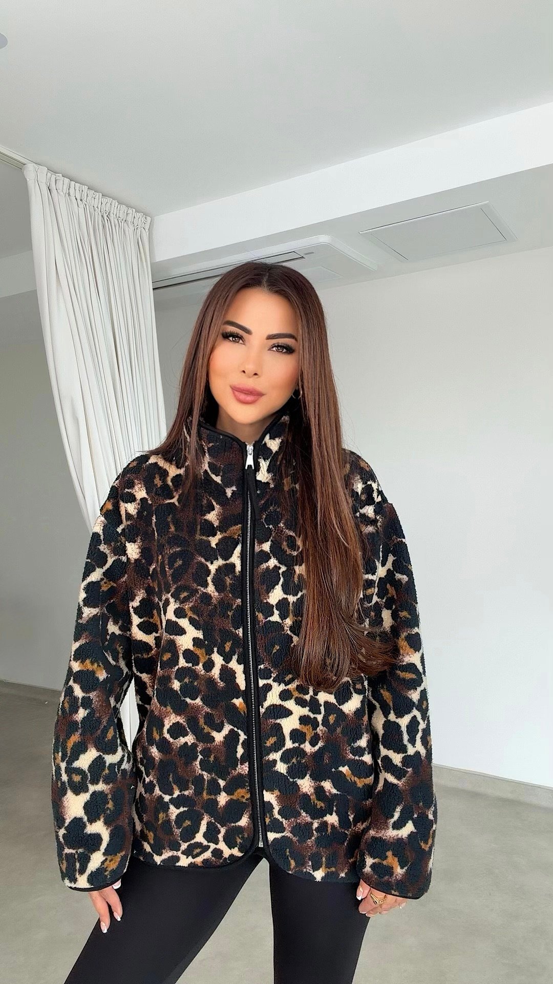 Solina Kadın Leopar Desenli Teddy Siyah Mont