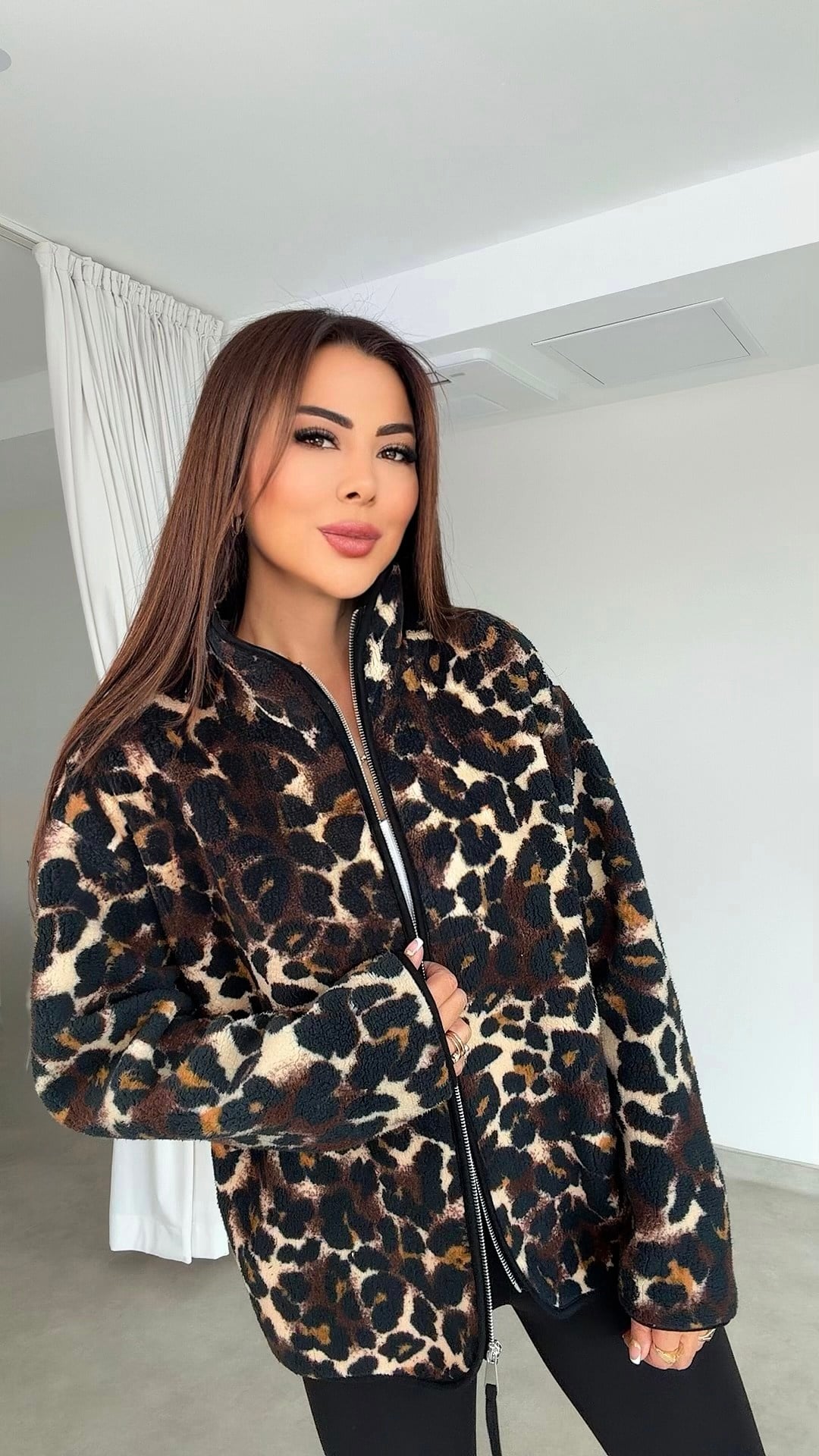 Solina Kadın Leopar Desenli Teddy Siyah Mont
