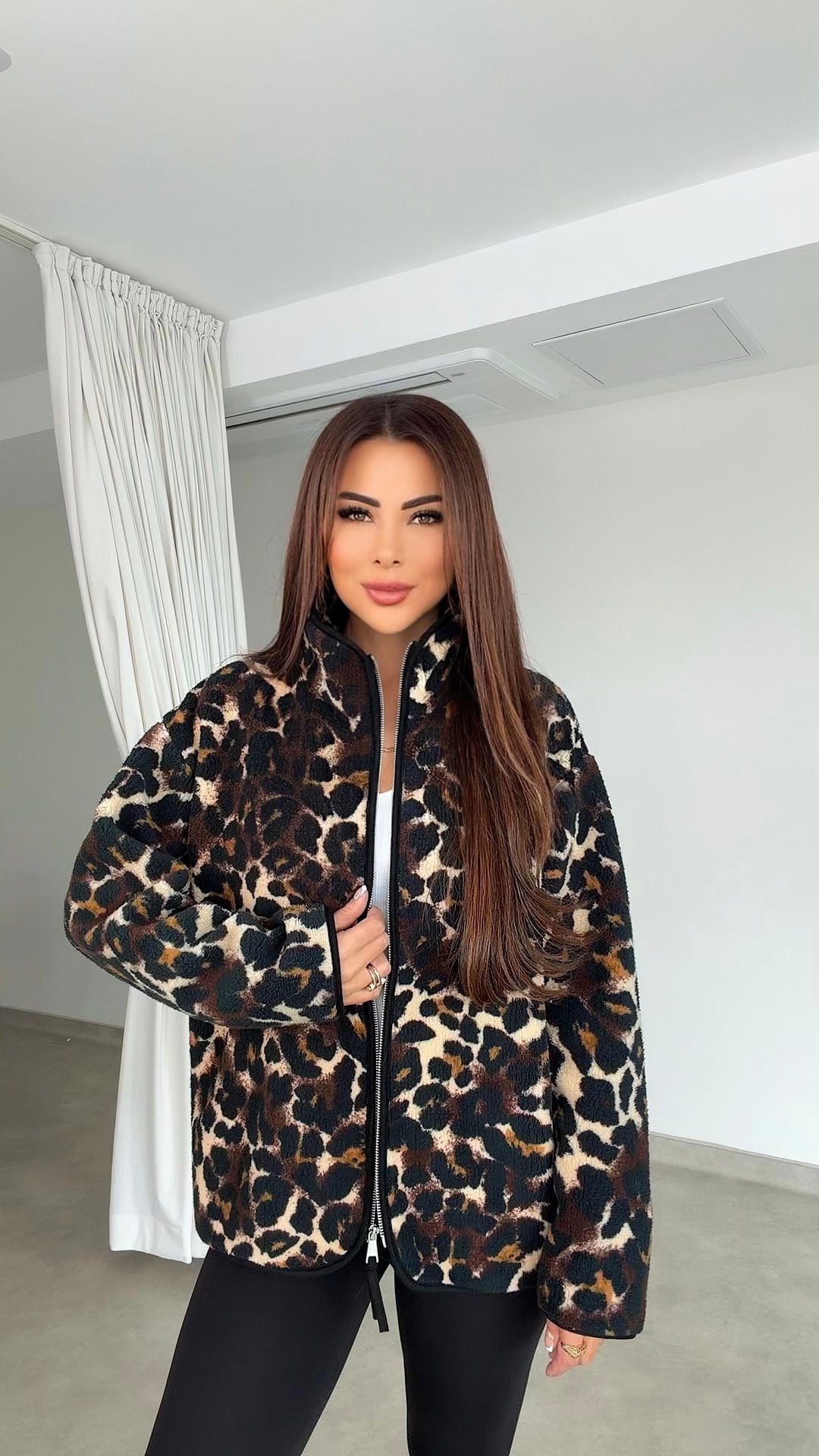 Solina Kadın Leopar Desenli Teddy Siyah Mont
