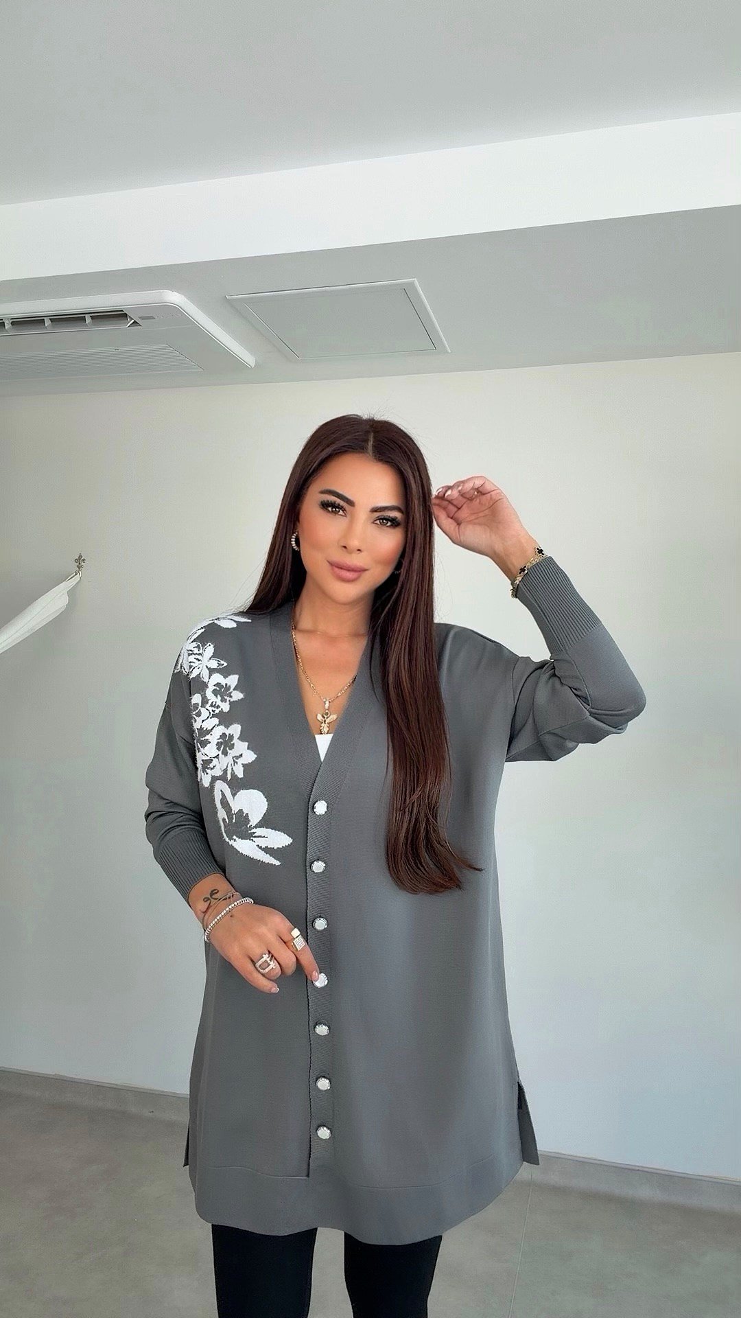 Umila Çiçek Dokumalı Kadın Gri Hırka