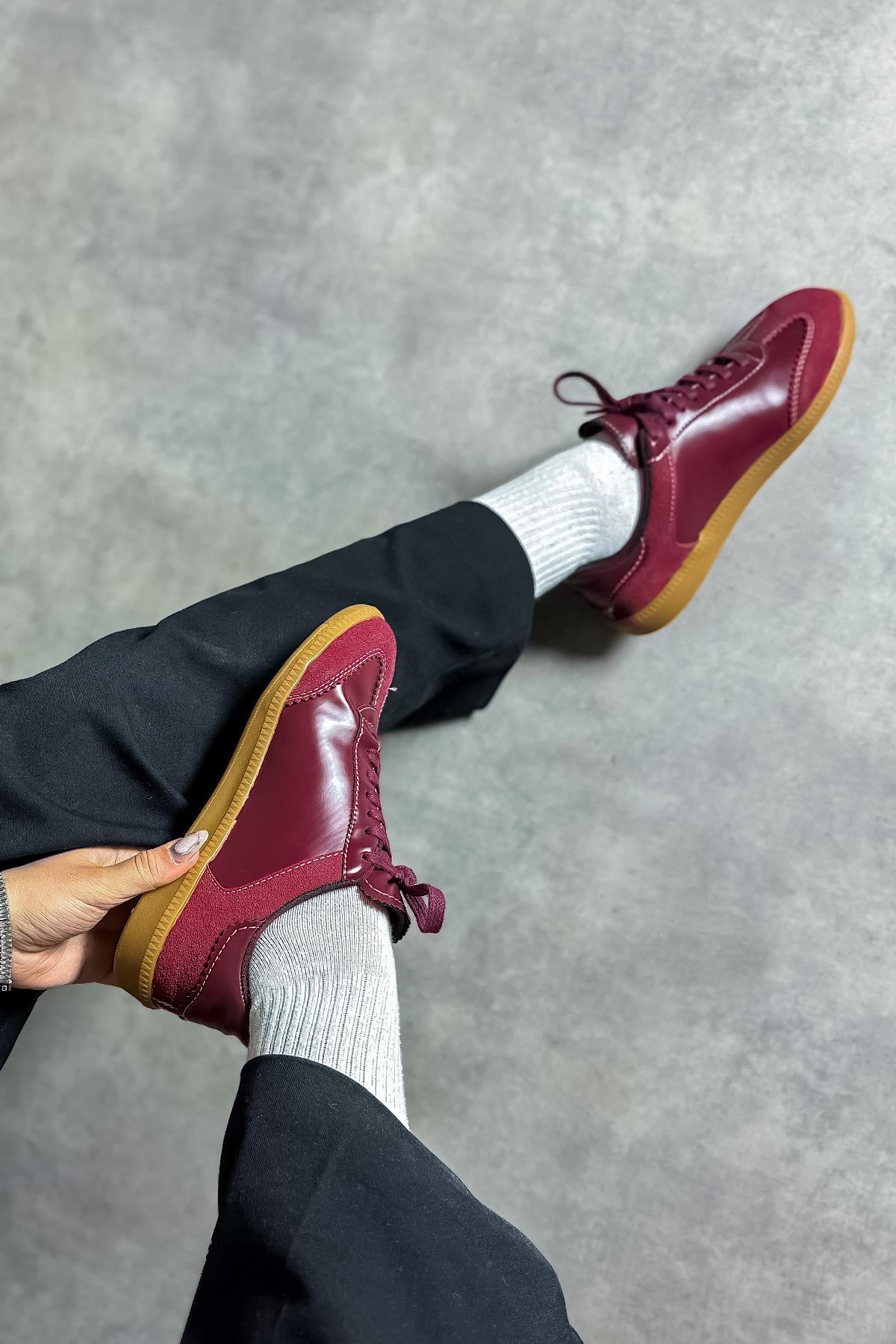 Araz Bordo Cilt Süet Detaylı Kadın Sneakers