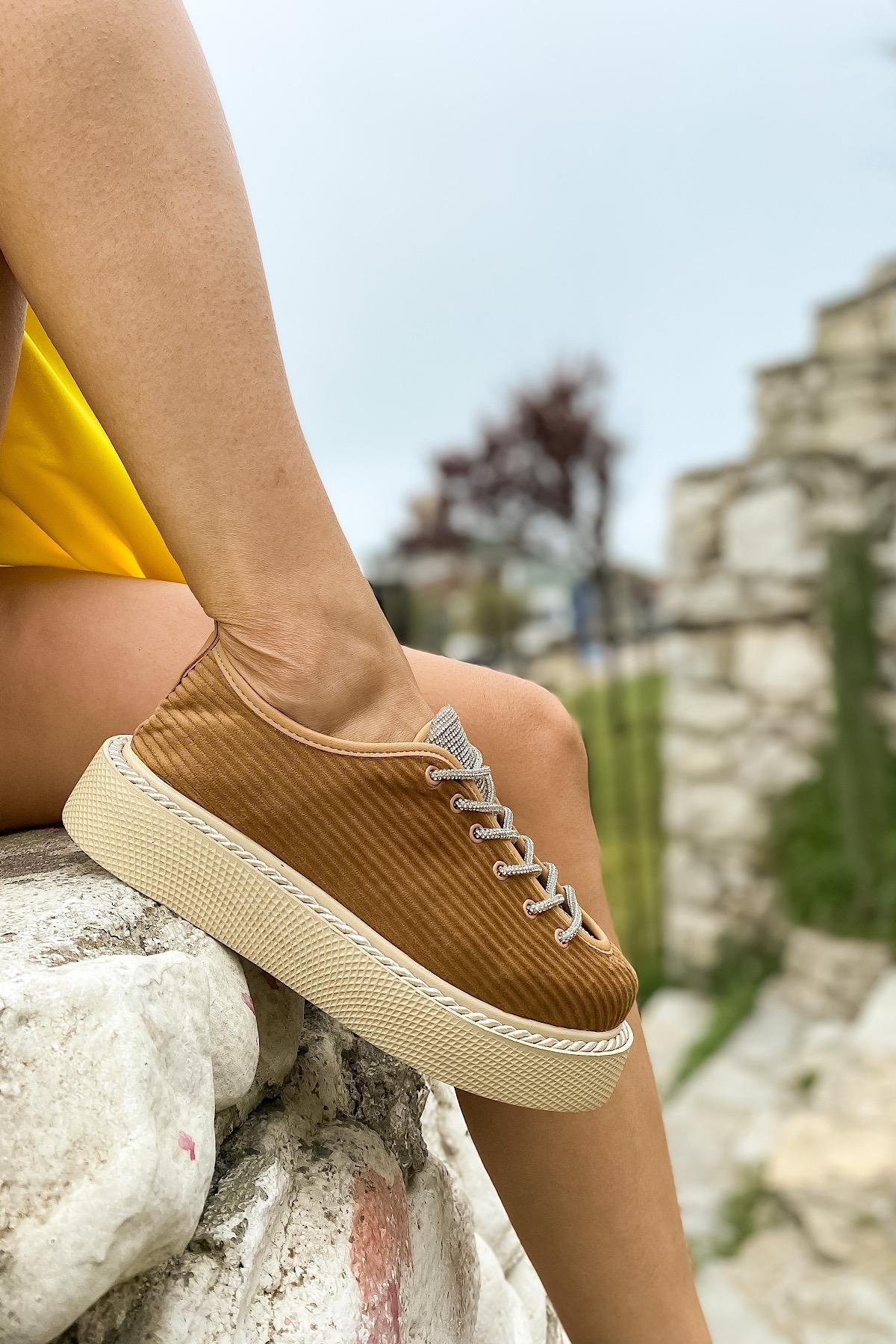 Pear Bej Fitilli Taşlı Kadın Sneakers