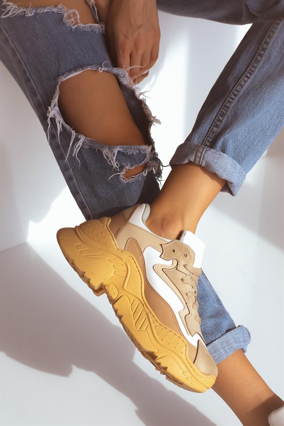 joile Bej Mat Bağlı Kalın Taban Kadın Sneakers Spor Ayakkabı