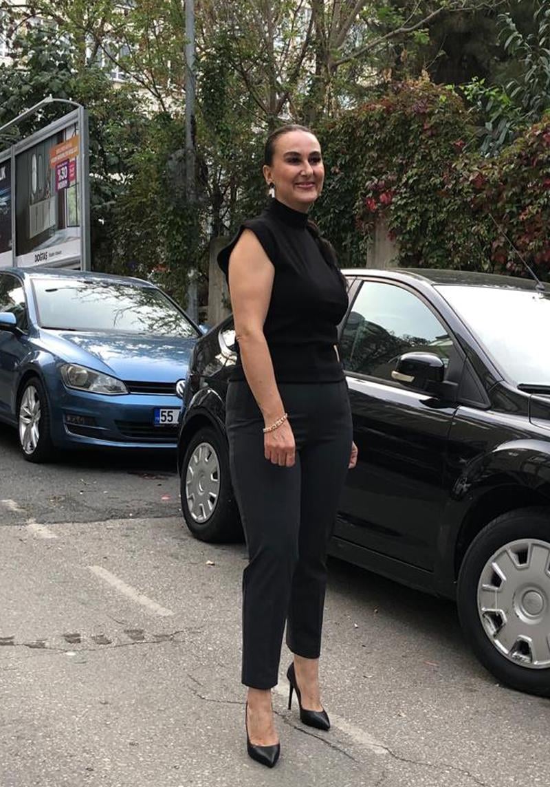 Yüksek Bel Toparlayıcı Ful Likralı Boru Paça Siyah Kumaş Pantolon