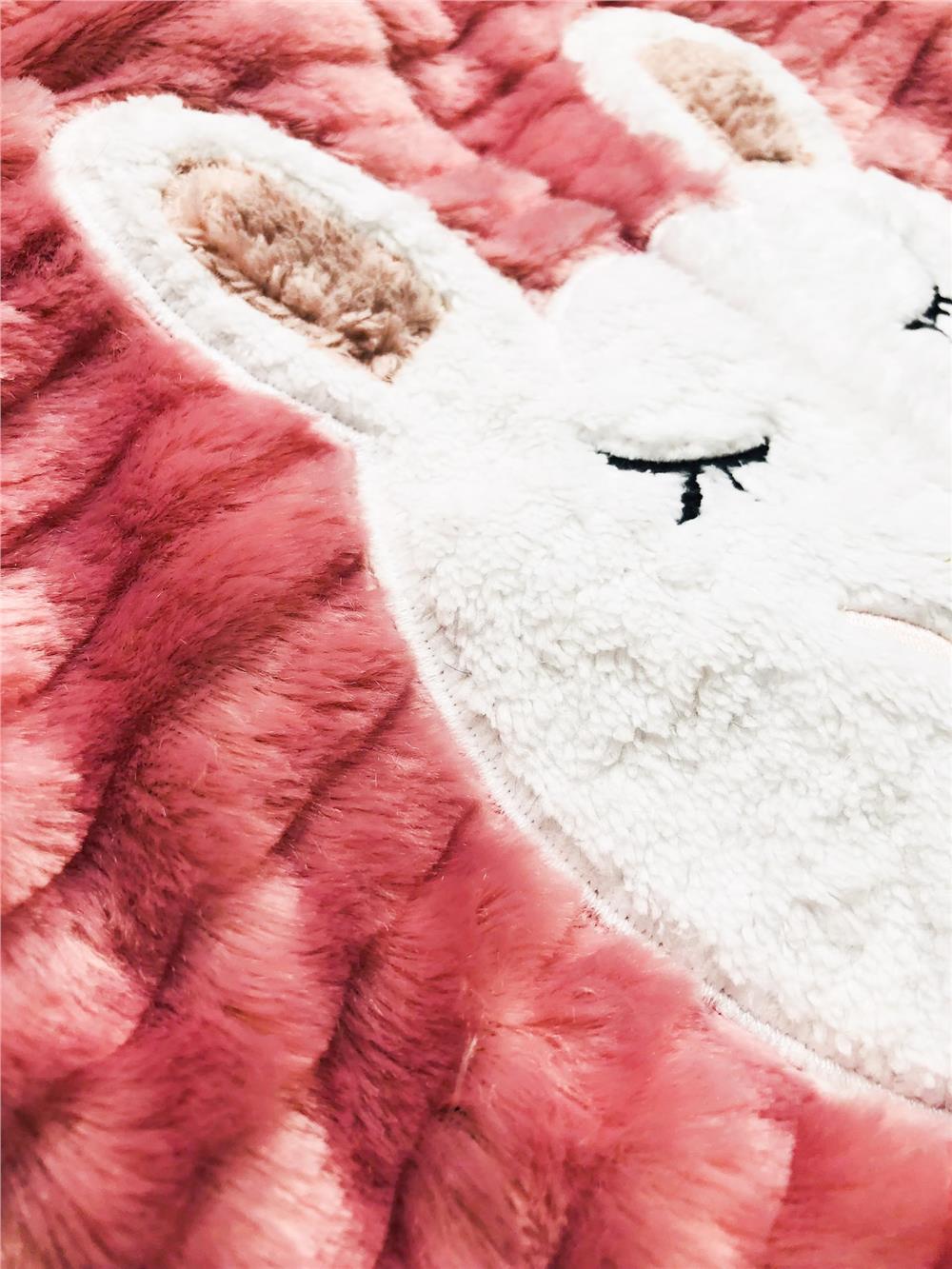 Pembe Tavşan  Mont