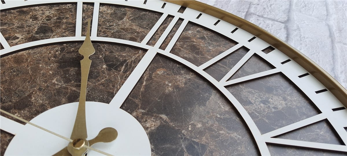 Markakanvas Altın(gold) Renkli Metal Kasalı Mermer Desenli  Duvar Saati  ( Çap 50 cm -Çap 80 cm )