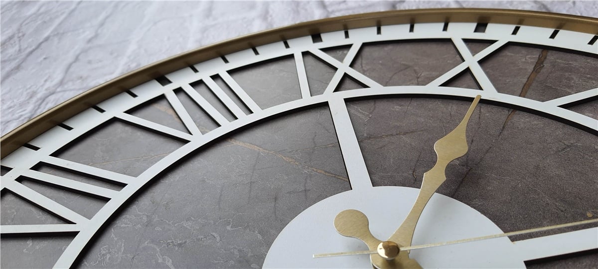 Markakanvas Altın(gold) Renkli Metal Kasalı Mermer Desenli  Duvar Saati  ( Çap 50 cm -Çap 80 cm )