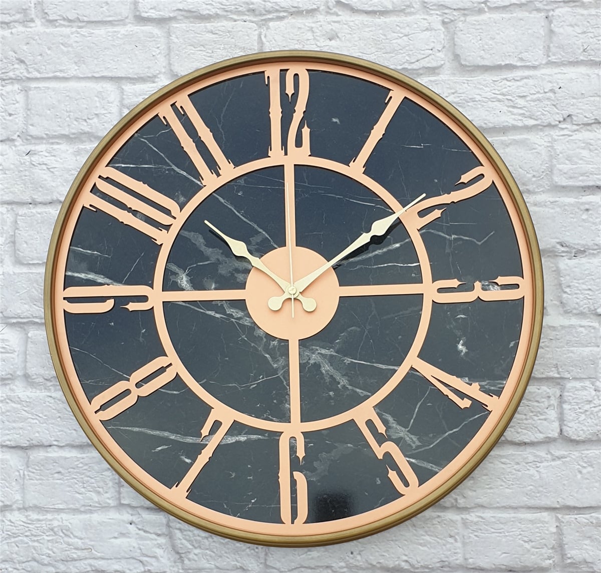 Markakanvas Altın(Gold) Renkli Metal Kasalı Mermer Desenli  Duvar Saati  ( Çap 50 cm -Çap 80 cm )