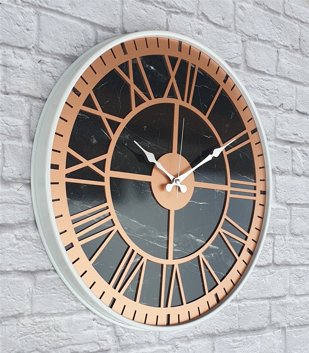 Markakanvas Beyaz Metal Kasalı Mermer Desenli  Duvar Saati  ( Çap 50 cm -Çap 80 cm )