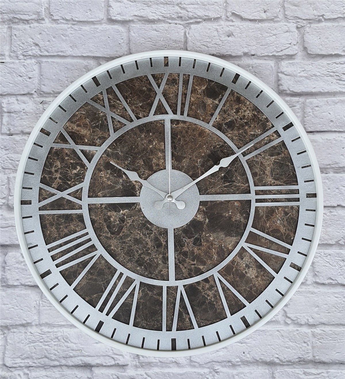 Markakanvas Beyaz Metal Kasalı Mermer Desenli  Duvar Saati  ( Çap 50 cm -Çap 80 cm )