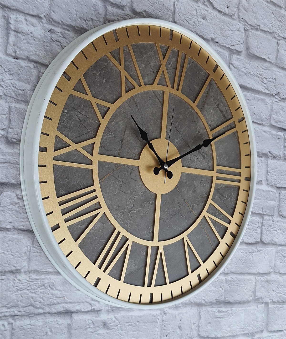 Markakanvas Beyaz Metal Kasalı Mermer Desenli  Duvar Saati  ( Çap 50 cm -Çap 80 cm )
