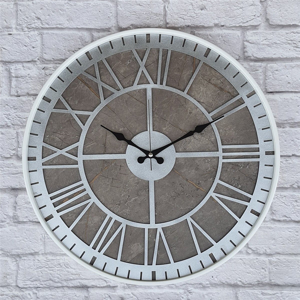Markakanvas Beyaz Metal Kasalı Mermer Desenli  Duvar Saati  ( Çap 50 cm -Çap 80 cm )