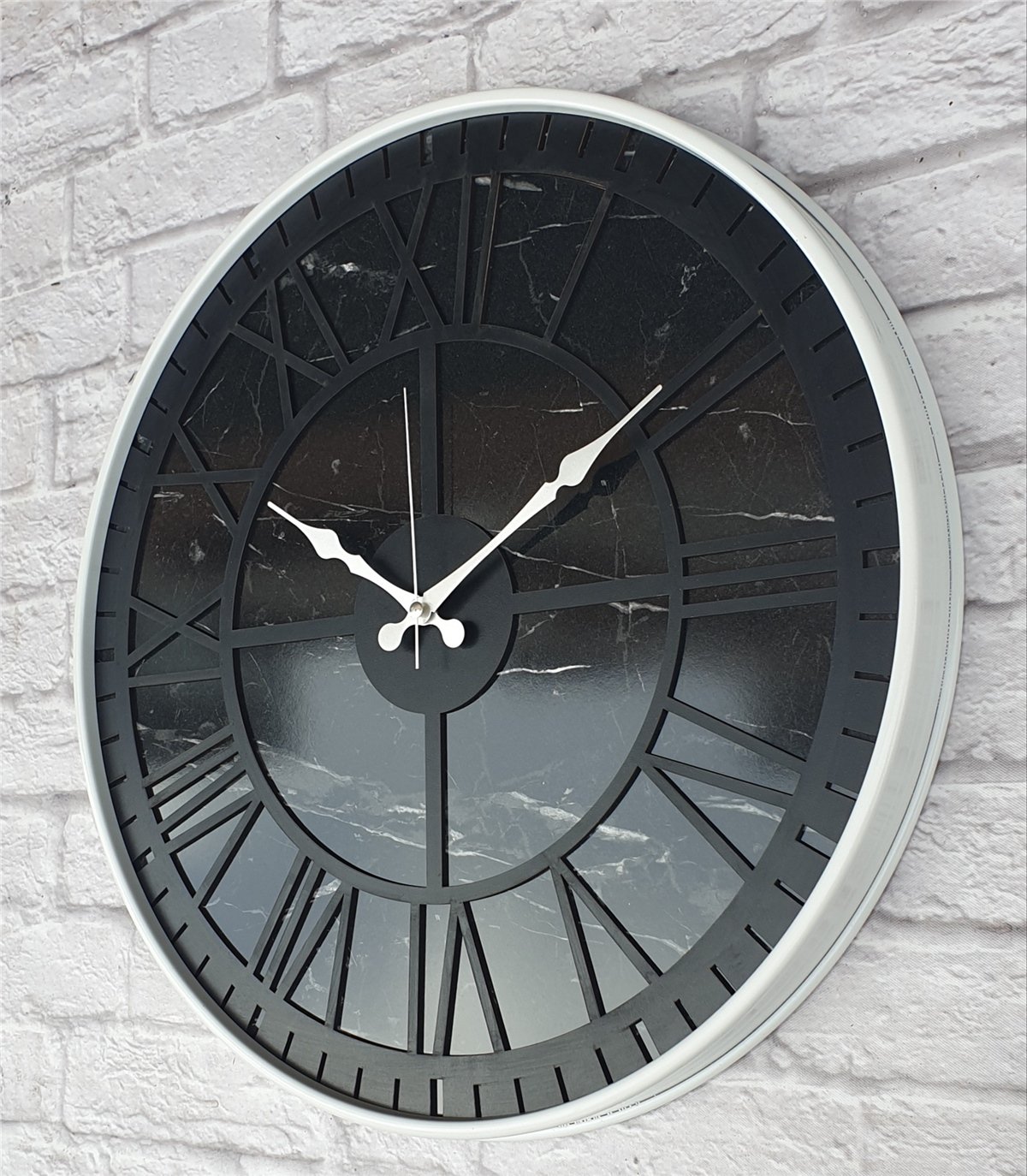 Markakanvas Beyaz Metal Kasalı Mermer Desenli  Duvar Saati  ( Çap 50 cm -Çap 80 cm )