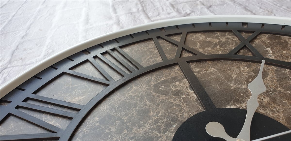 Markakanvas Beyaz Metal Kasalı Mermer Desenli  Duvar Saati  ( Çap 50 cm -Çap 80 cm )