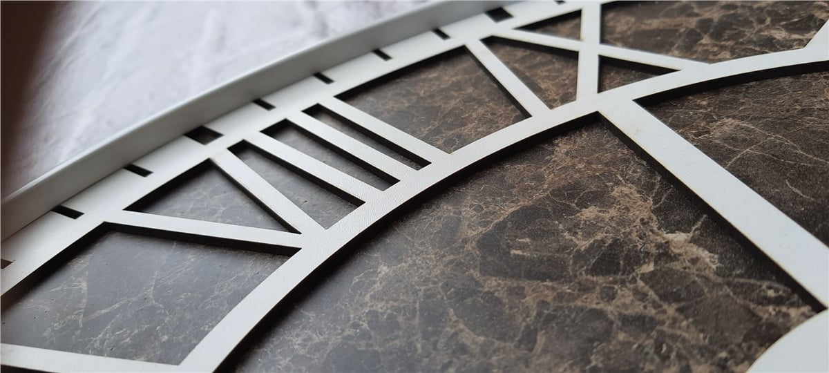 Markakanvas Beyaz Metal Kasalı Mermer Desenli  Duvar Saati  ( Çap 50 cm -Çap 80 cm )