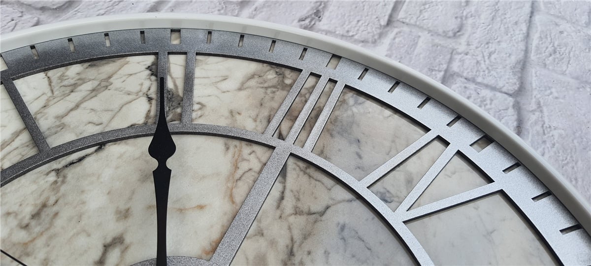 Markakanvas Beyaz Metal Kasalı Mermer Desenli  Duvar Saati  ( Çap 50 cm -Çap 80 cm )
