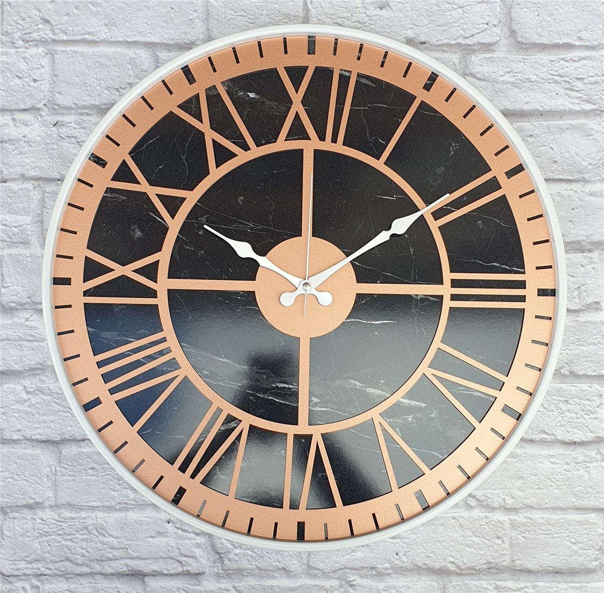 Markakanvas Beyaz Metal Kasalı Mermer Desenli  Duvar Saati  ( Çap 50 cm -Çap 80 cm )