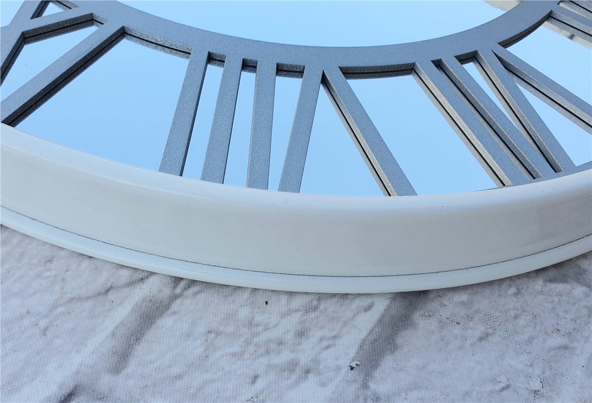 Markakanvas Beyaz Renk Metal Kasalı Aynalı   Duvar Saati Çap 40 cm - Çap 50 cm