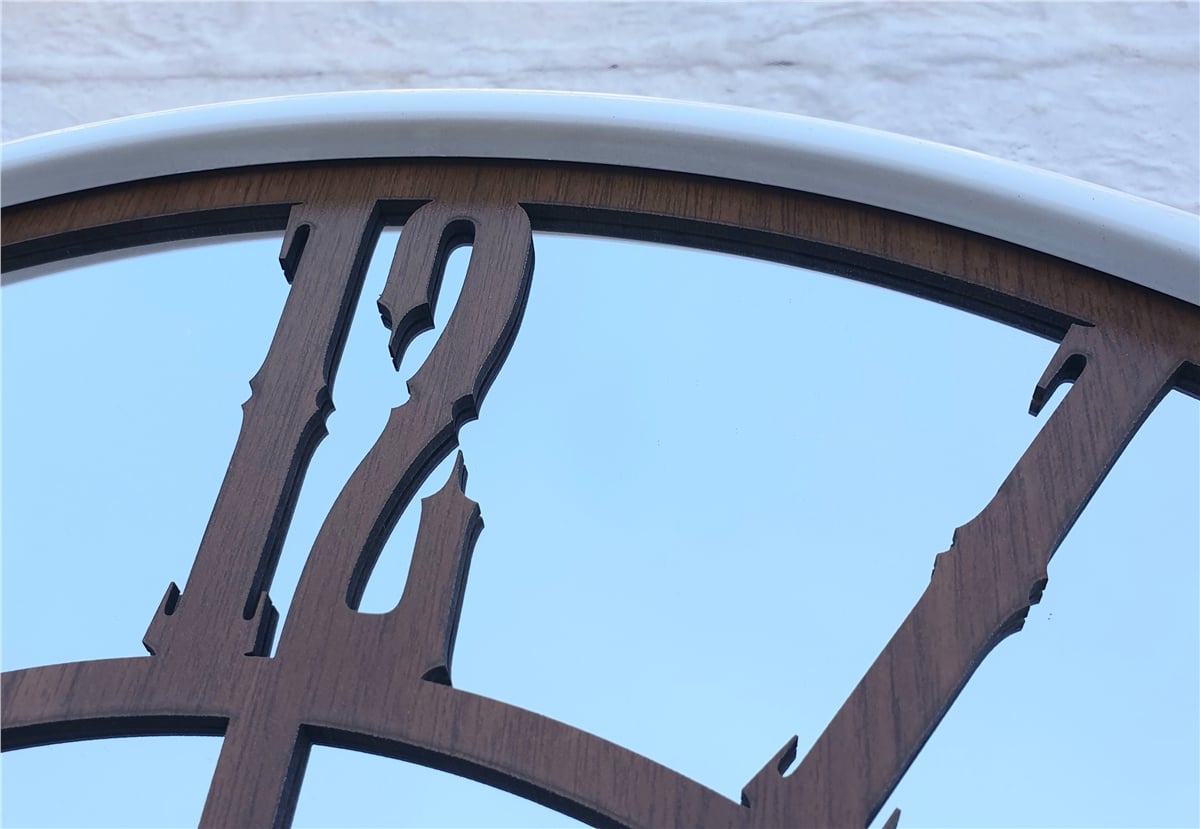 Markakanvas Beyaz Renk Metal Kasalı Aynalı   Duvar Saati Çap 40 cm - Çap 50 cm