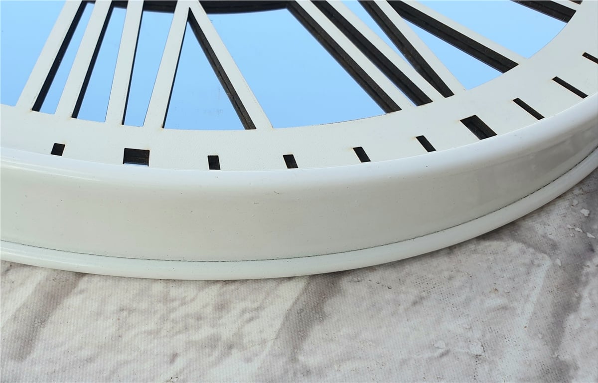 Markakanvas Beyaz Renk Metal Kasalı Aynalı   Duvar Saati Çap 40 cm - Çap 50 cm
