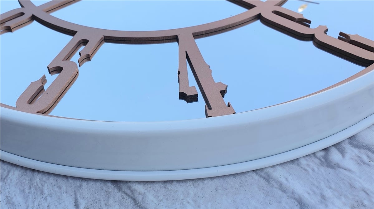 Markakanvas Beyaz Renk Metal Kasalı Aynalı   Duvar Saati Çap 40 cm - Çap 50 cm