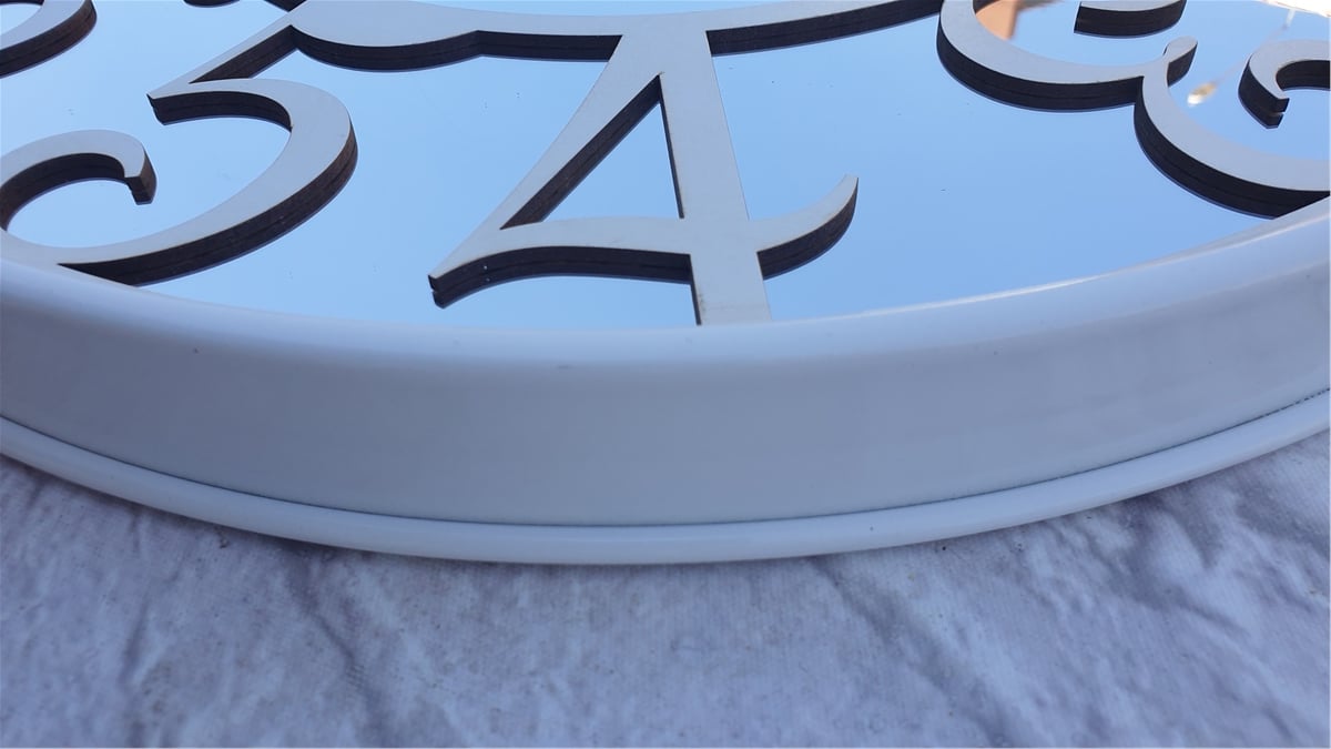 Markakanvas Beyaz Renk Metal Kasalı Aynalı   Duvar Saati Çap 40 cm - Çap 50 cm