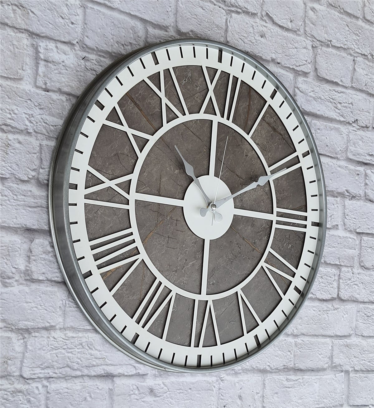 Markakanvas Gri  Metal Kasalı Mermer Desenli  Duvar Saati  ( Çap 50 cm -Çap 80 cm )